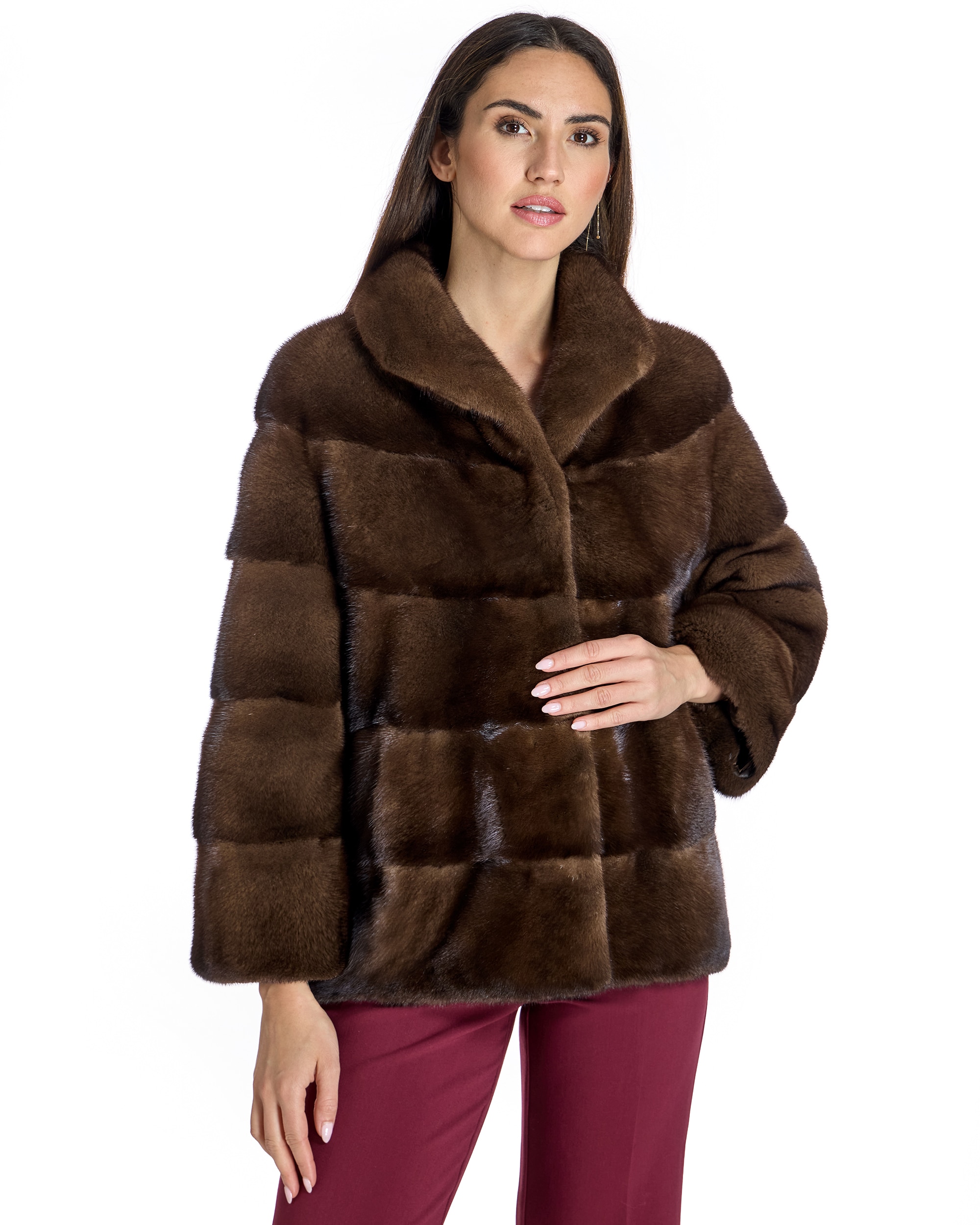 Imagen 0 de Chaqueta de mujer de pelo de visón en horizontal con cuello camisero Marrón oscuro