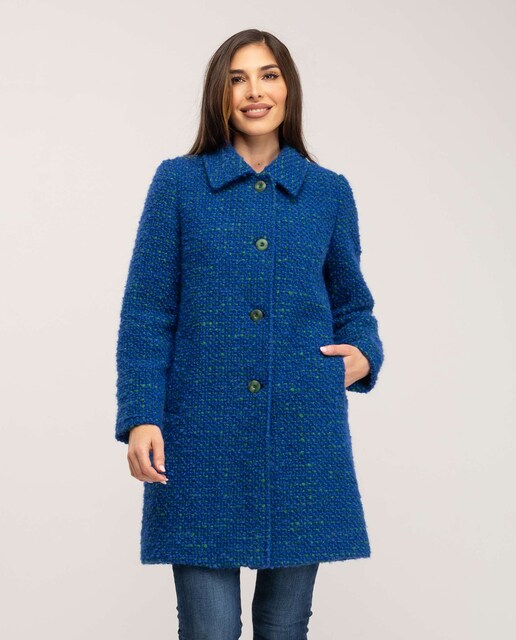 Imagen 0 de Abrigo de mujer con cuello camisero y manga sastre