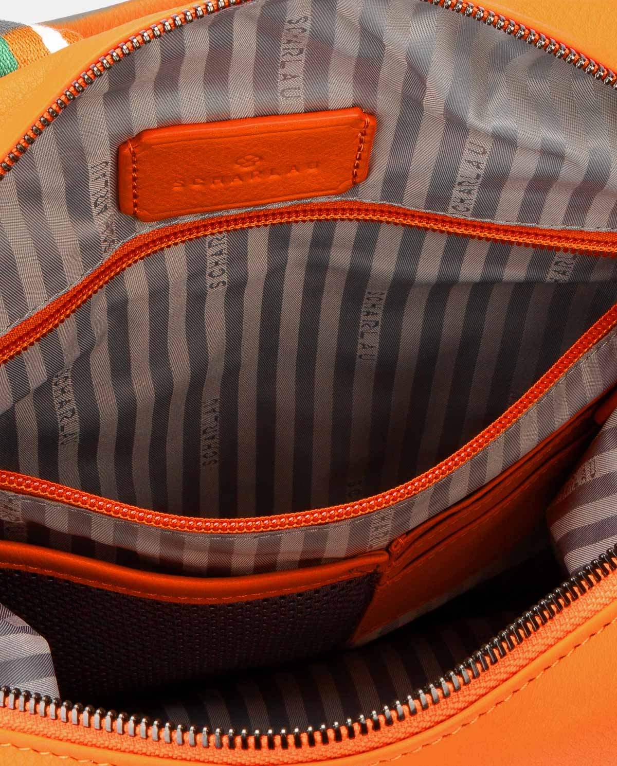 Mochila de piel de hombre en color negro - Scharlau - Naranja Naranja-6