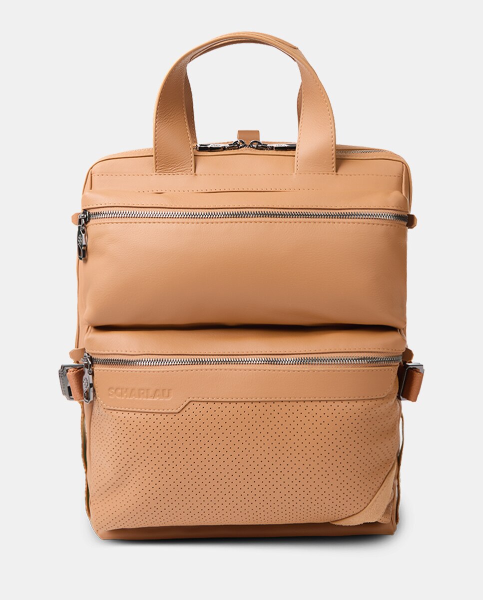 Imagen 0 de Mochila de hombre convertible en bolso de piel Camel