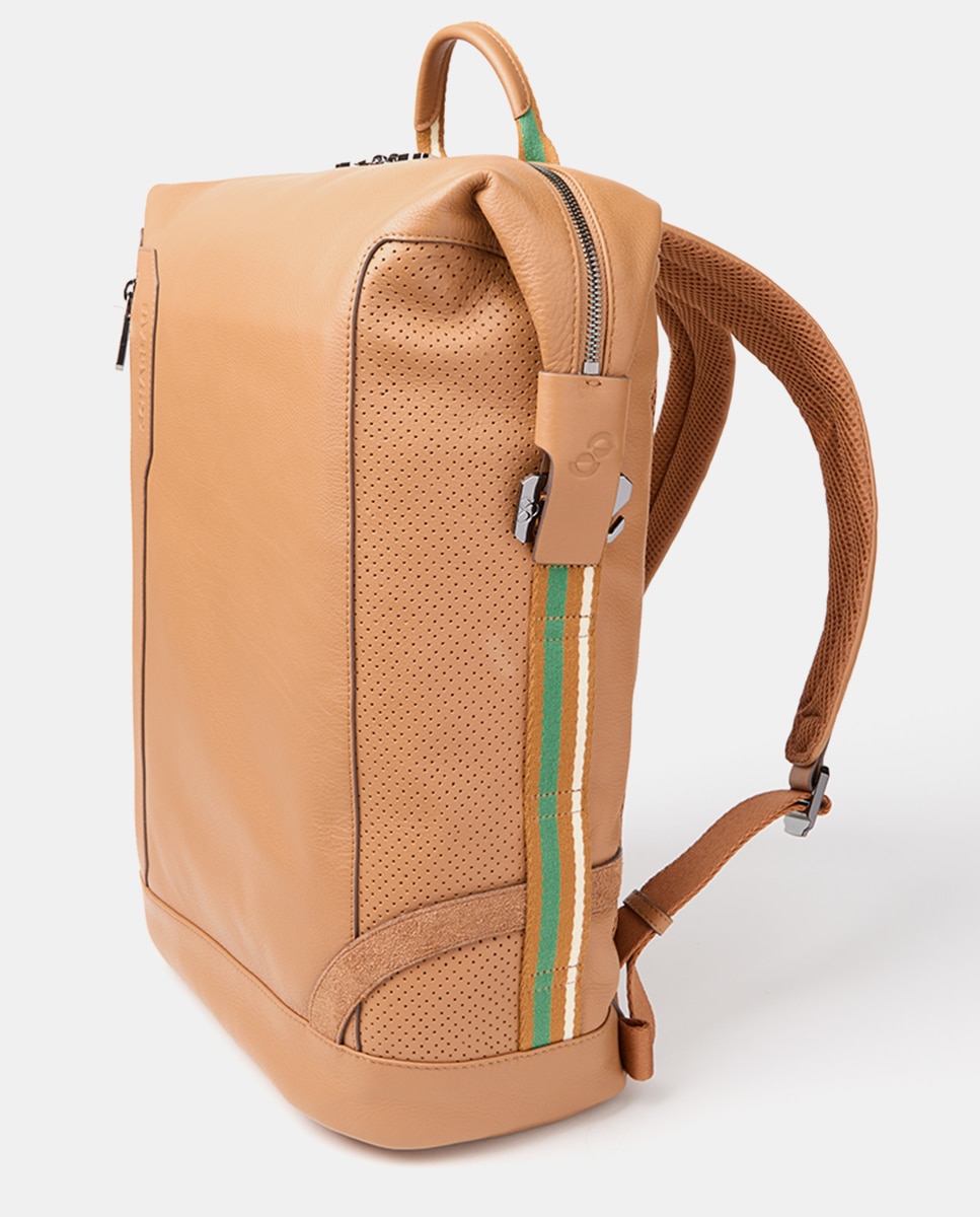 Mochila de piel de hombre en color negro - Scharlau - Camel Camel-5