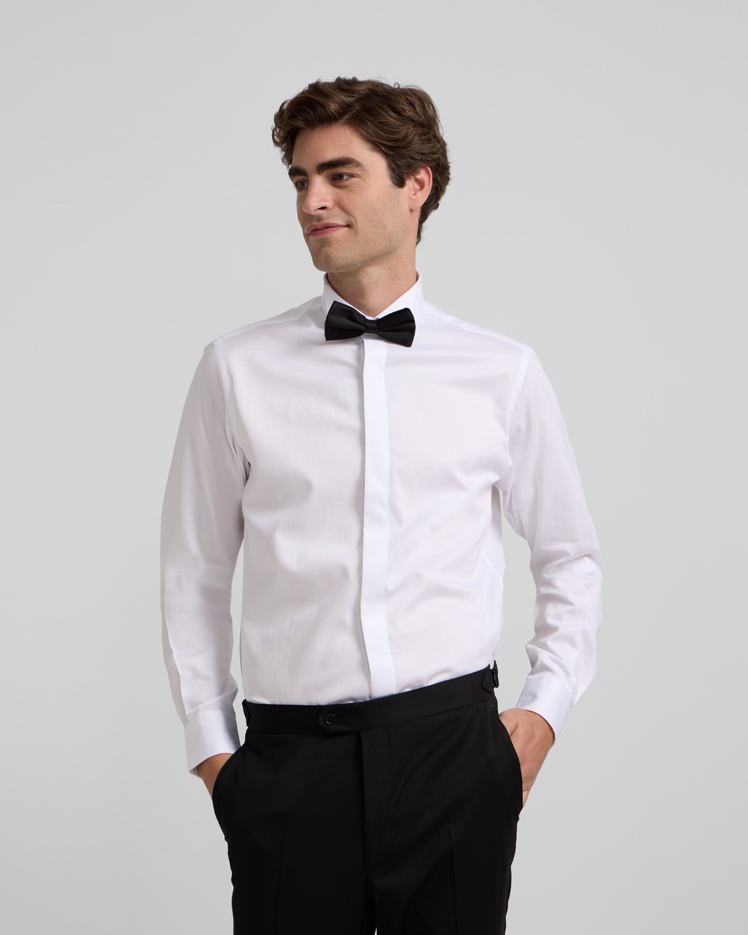 Silbon - Camisa de vestir de hombre cuello esmoquin blanca.