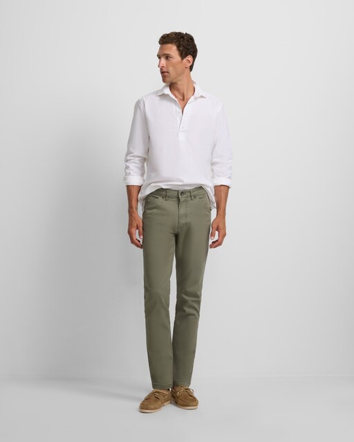 Imagen 0 de Pantalón de hombre sport cinco bolsillos casual verde