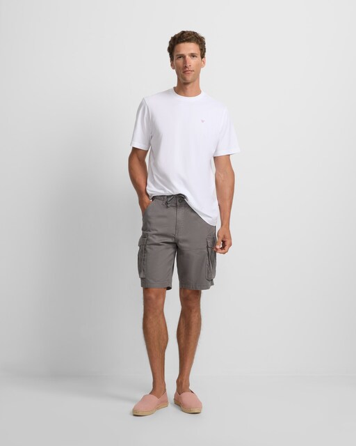 Imagen 0 de Bermuda cargo de hombre gris