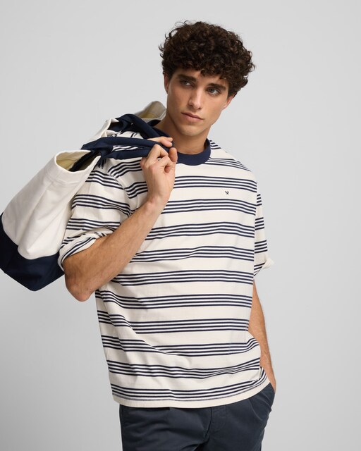 Imagen 0 de Camiseta de hombre náutica raya fina azul marino