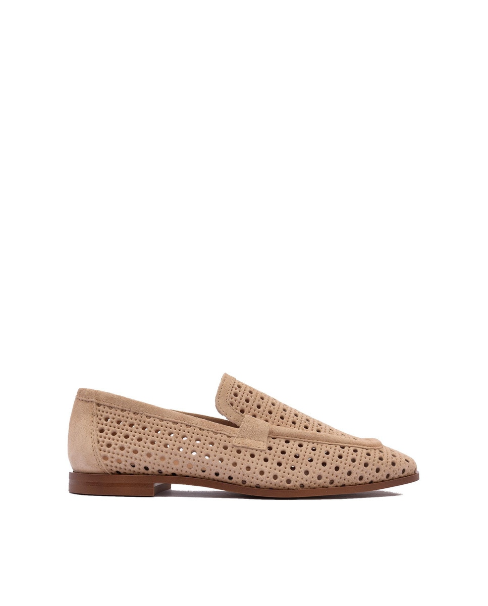 Alpe - Mocasines planos de mujer de piel baby silk en color natural.