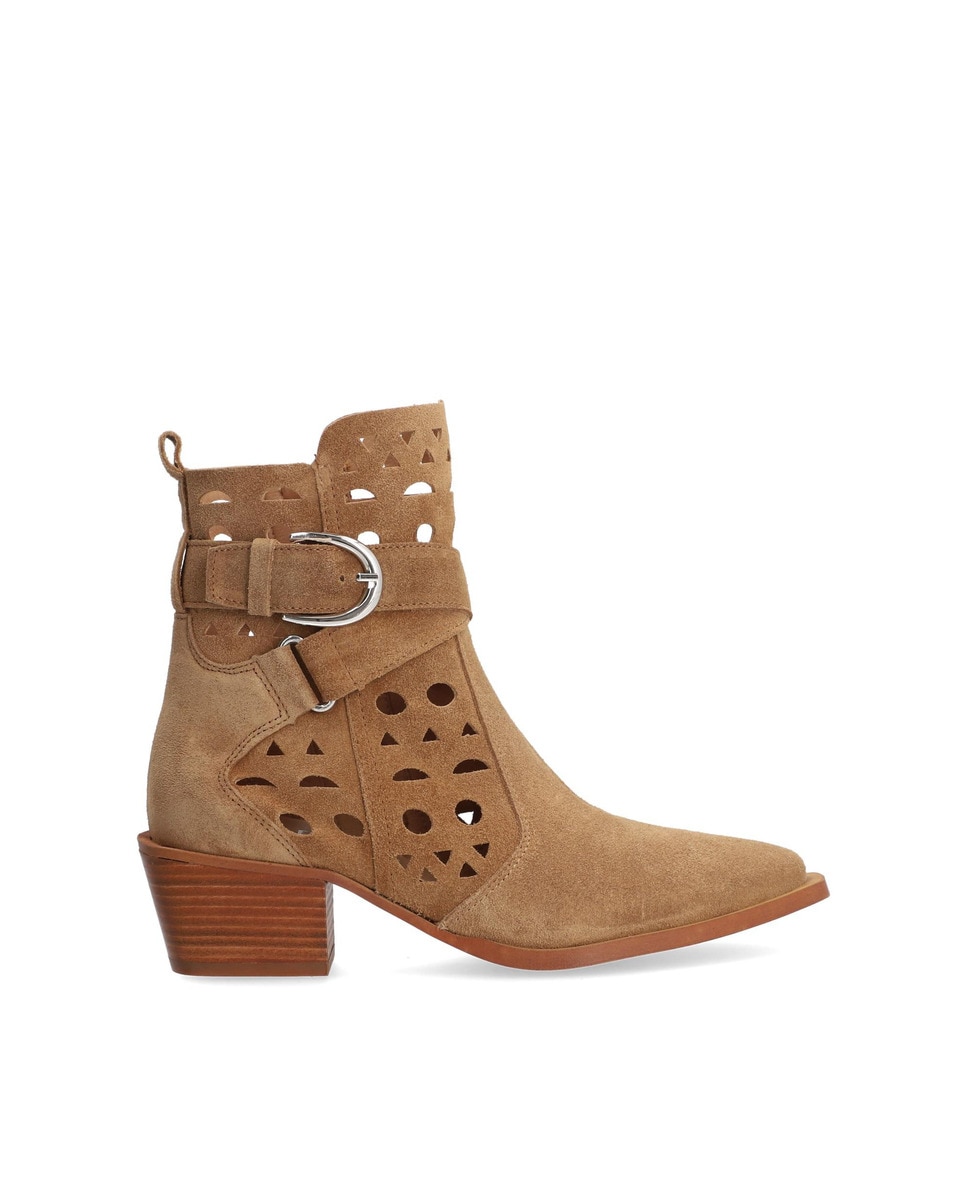 Imagen 0 de Botines cowboy  de mujer de piel baby silk en color marrón