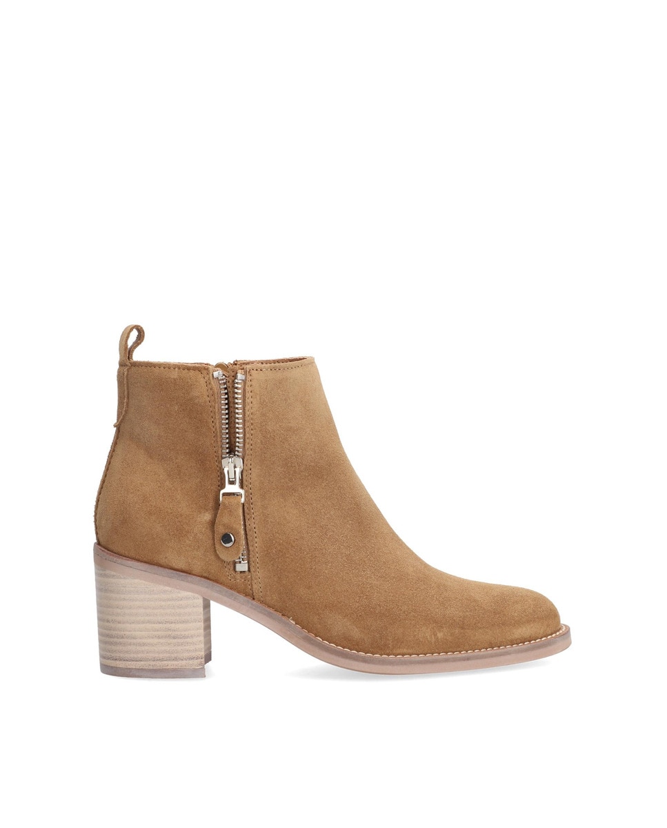 Imagen 0 de Botines básicos de mujer de piel baby silk en color natural