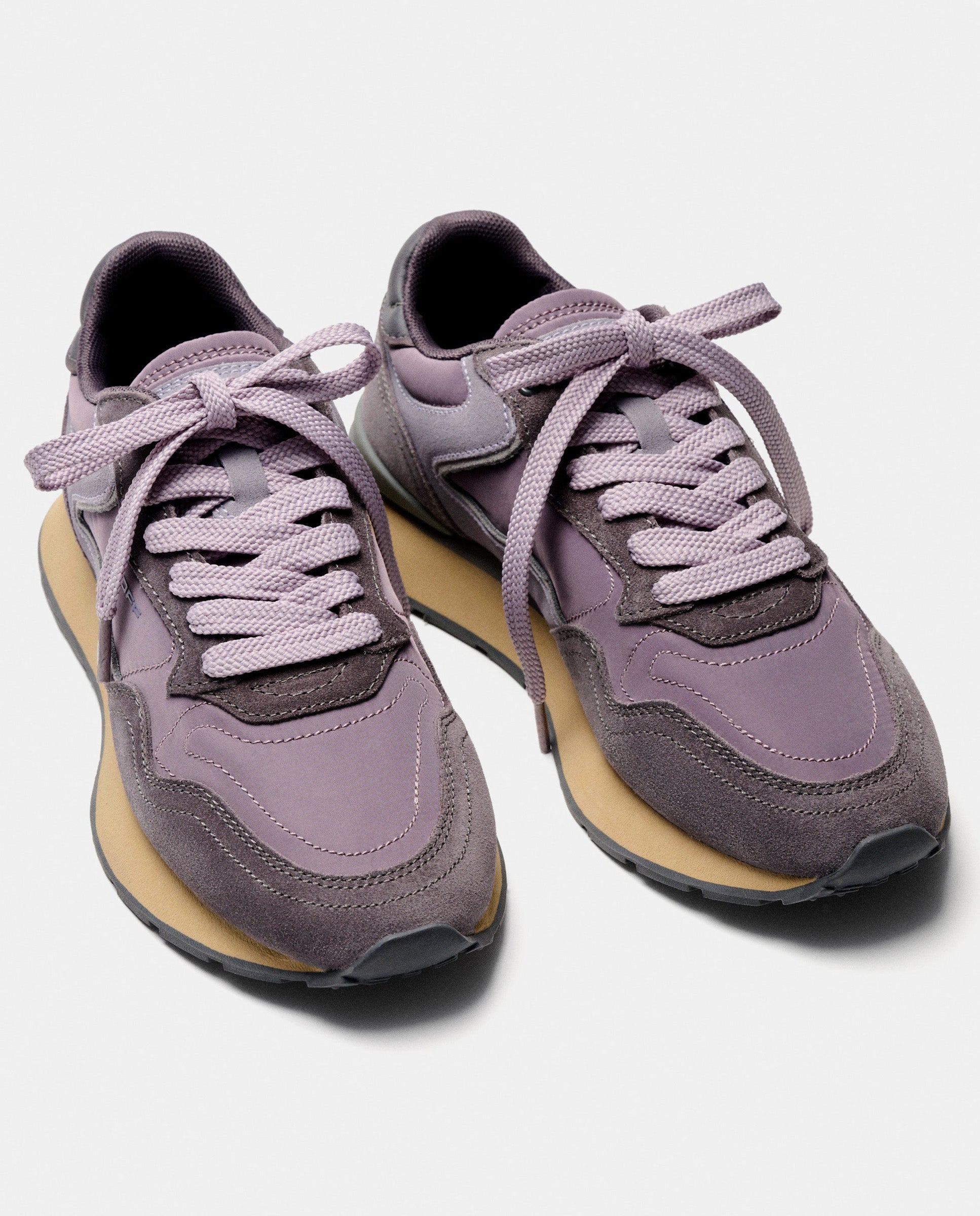 Zapatillas de mujer en piel bajas con suela de goma - Hoff - Berenjena Berenjena-4