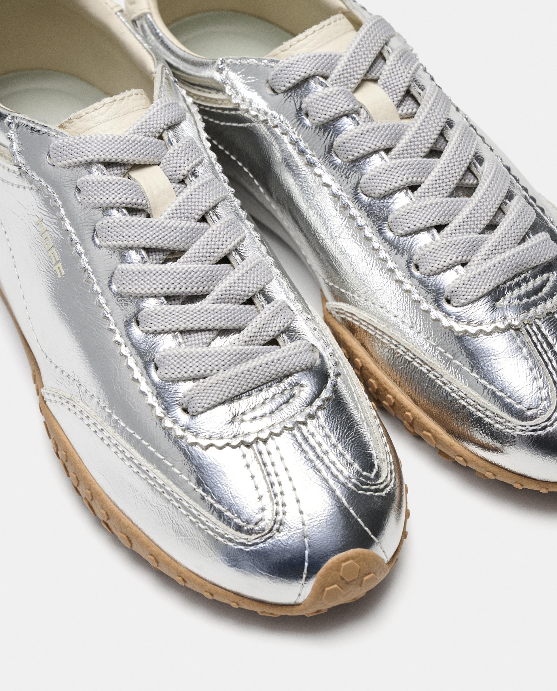 Imagen 4 de Zapatillas de mujer en piel bajas con suela de goma - Hoff - Plata Plata