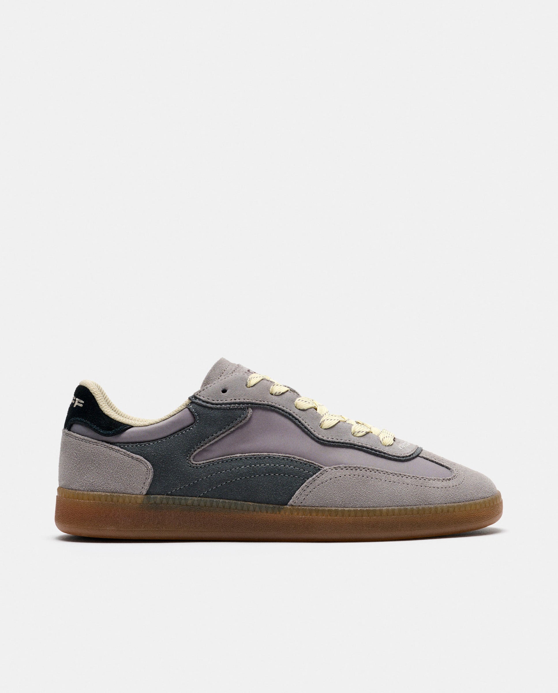 Zapatillas de mujer en piel bajas con suela de goma - Hoff - Gris Gris-1