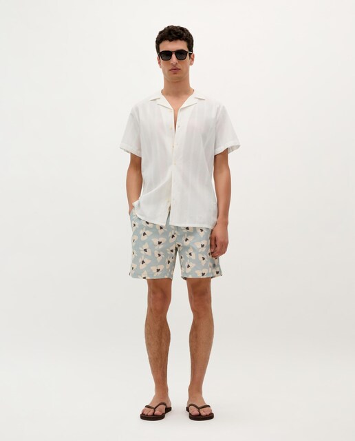 Imagen 0 de Bañador bermudas de hombre con bolsillos laterales y estampado a contraste