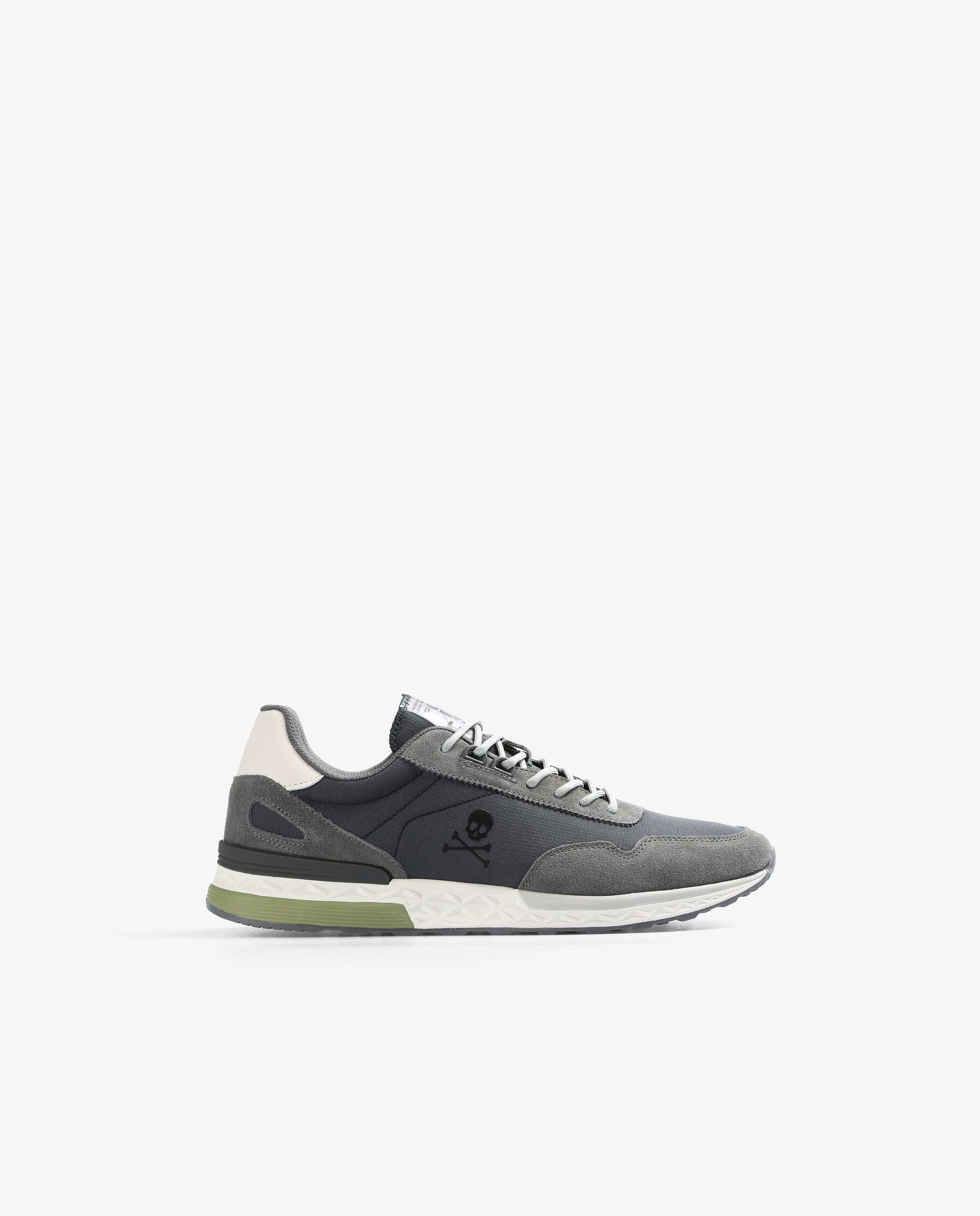 Scalpers - Zapatillas deportivas de hombre con detalle de etiqueta en la lengüeta.