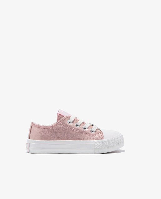 Imagen 0 de Zapatillas bajas de niños metalizadas con puntera reforzada