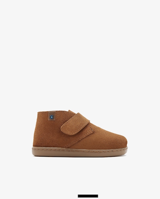 Imagen 0 de Botas de niños estilo safari efecto descalzo