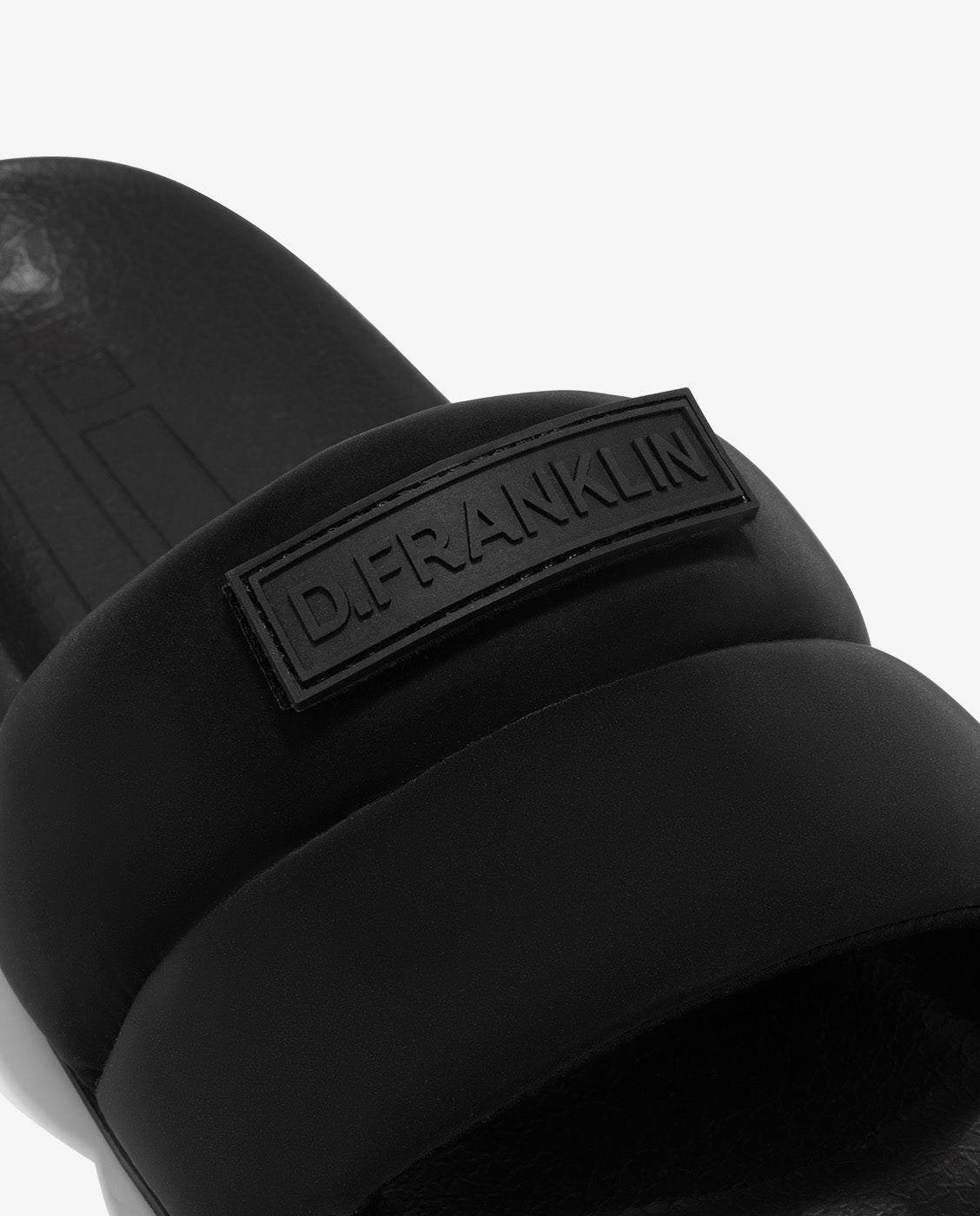 Chanclas estilo pala de mujer confeccionadas en eva con logo en la parte frontal - D.Franklin - Negro Negro-3