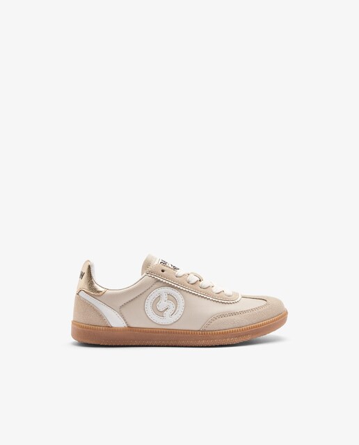 Imagen 0 de Zapatillas bajas de niña estilo casual con suela plana