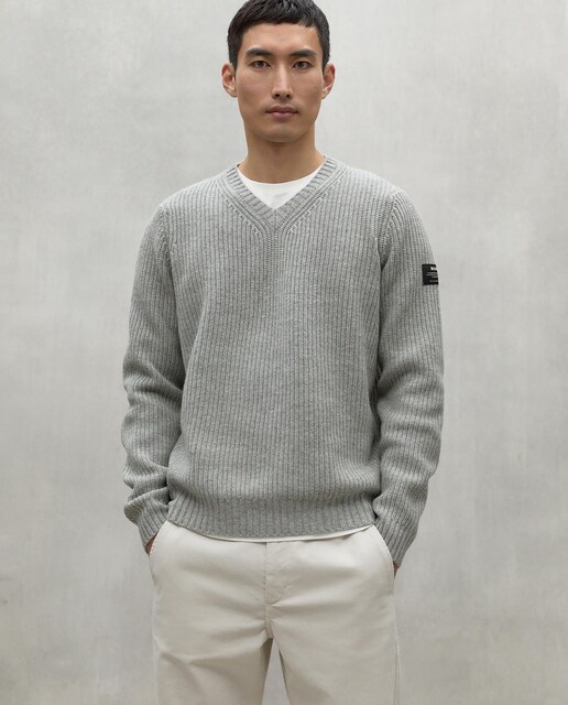 Imagen 0 de Jersey de hombre de punto y cuello de pico