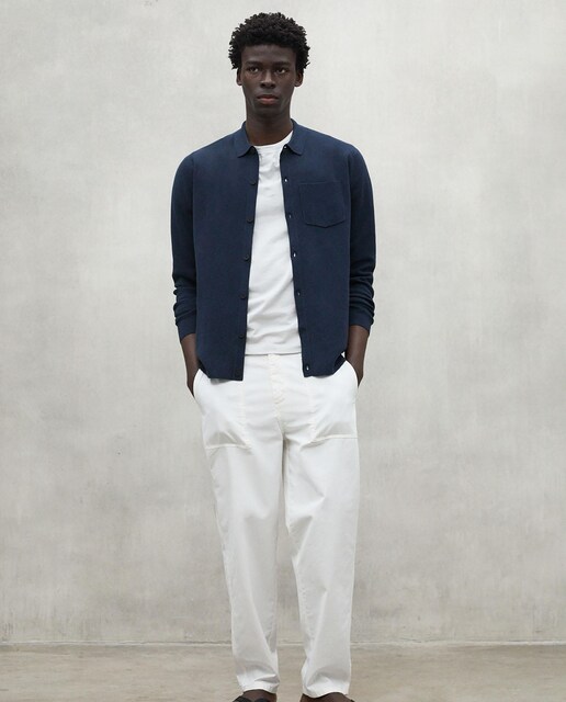 Imagen 0 de Jersey de hombre de punto con cuello camisero y bolsillo en pecho