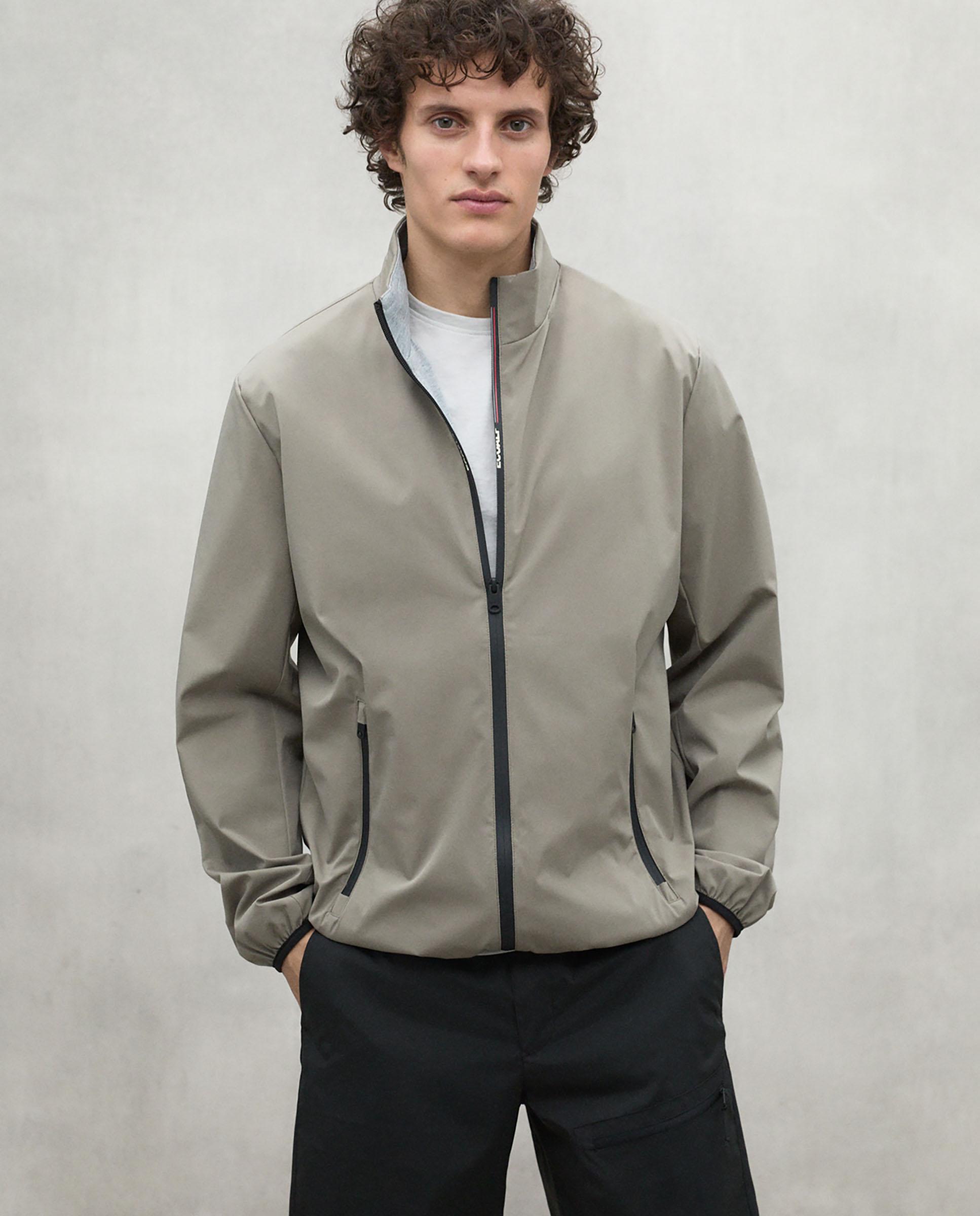 Ecoalf - Chaqueta de hombre de cuello alto y cierre cremallera.