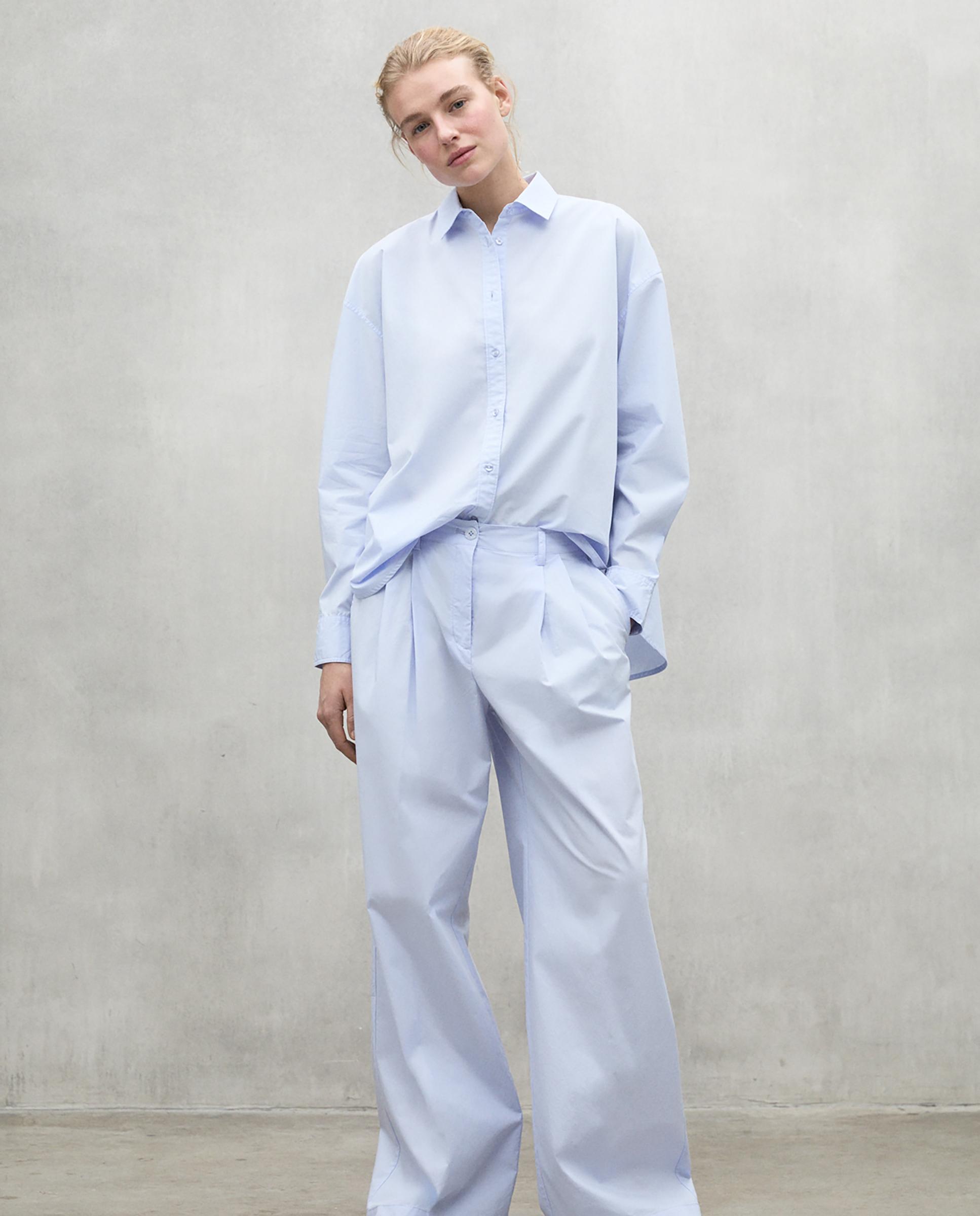 Ecoalf - Pantalón recto de mujer con cierre de botón y cremallera.