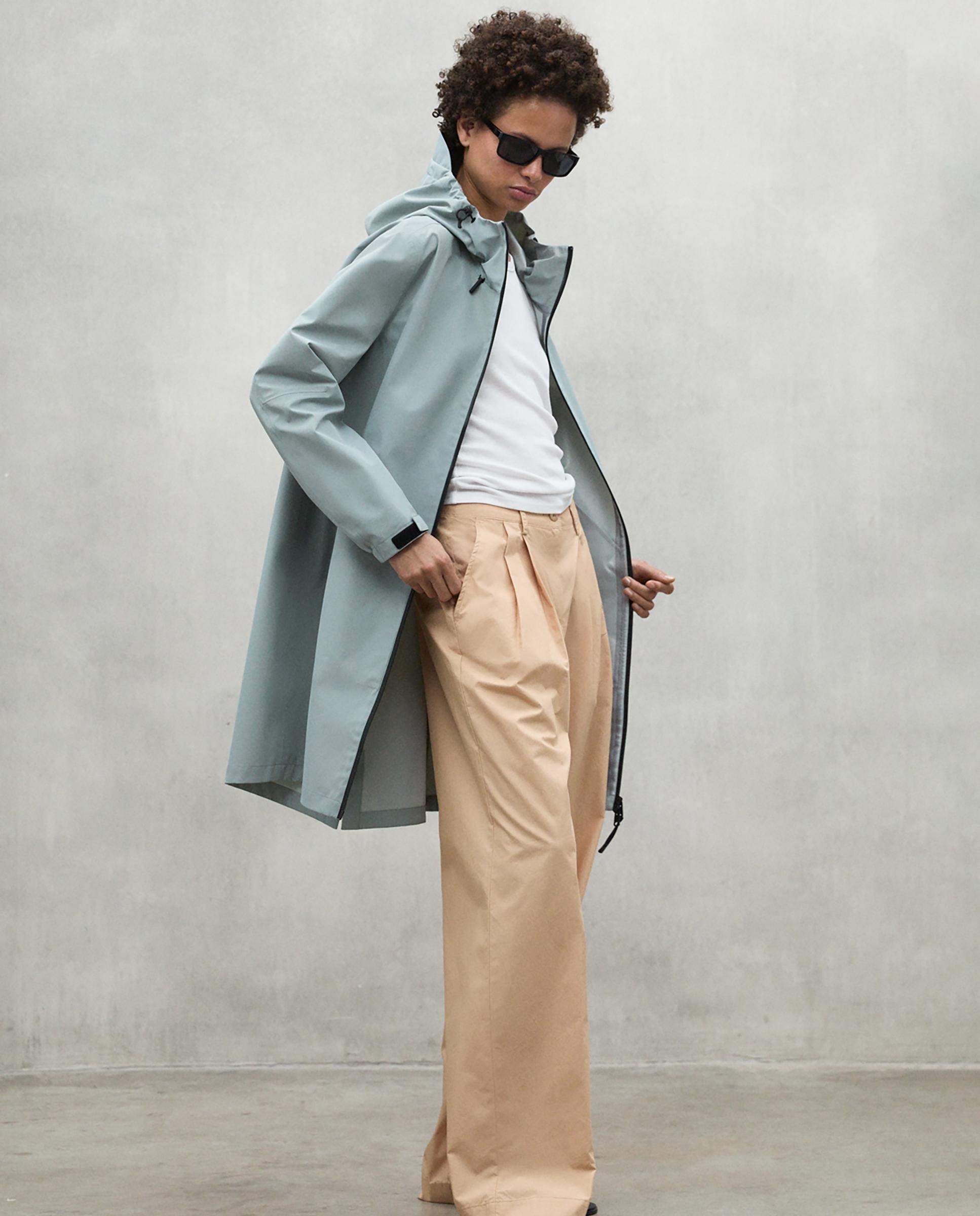 Ecoalf - Parka de mujer con capucha y cierre de cremallera.