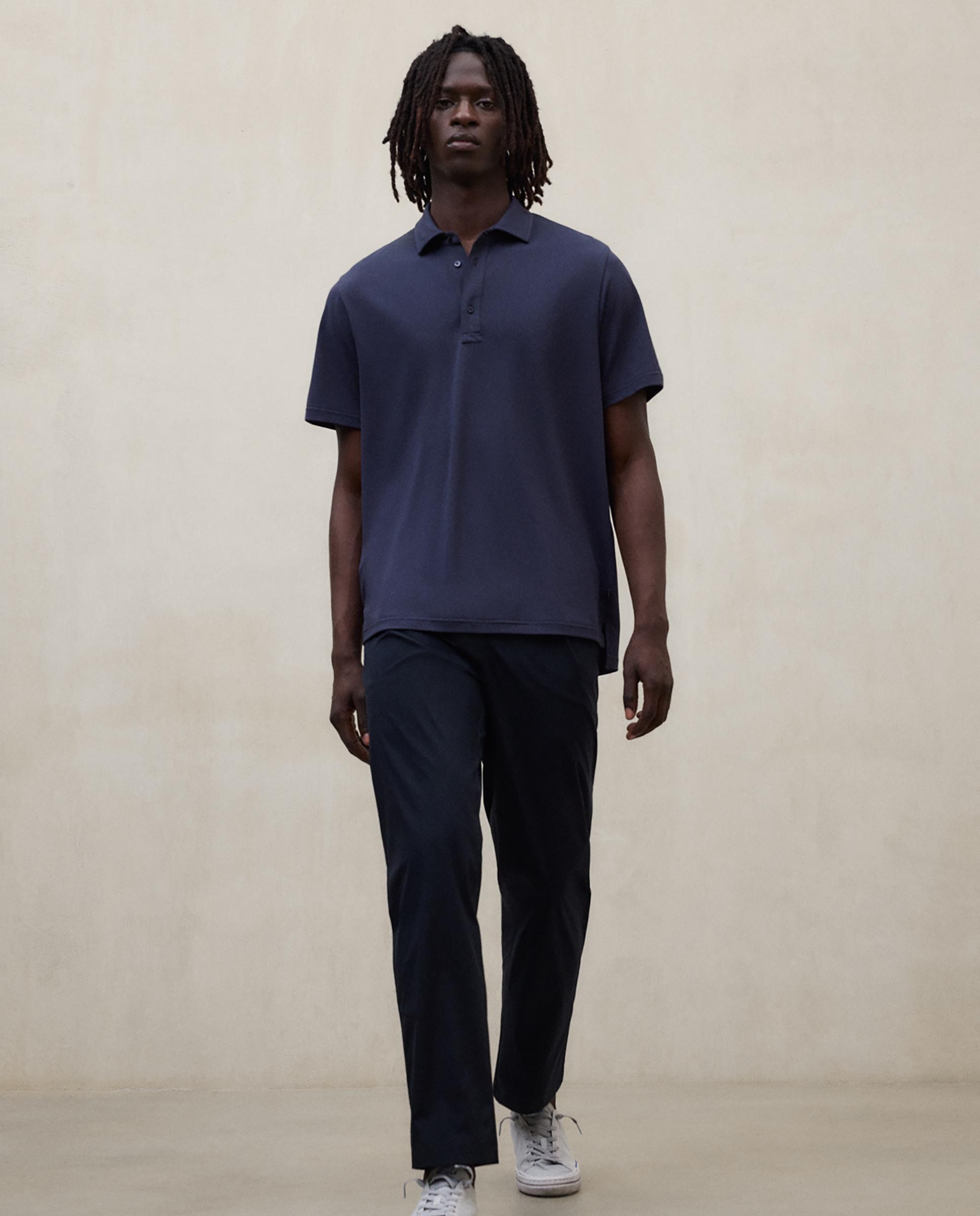 Ecoalf - Polo de manga corta de hombre regular fit en poliamida reciclada.