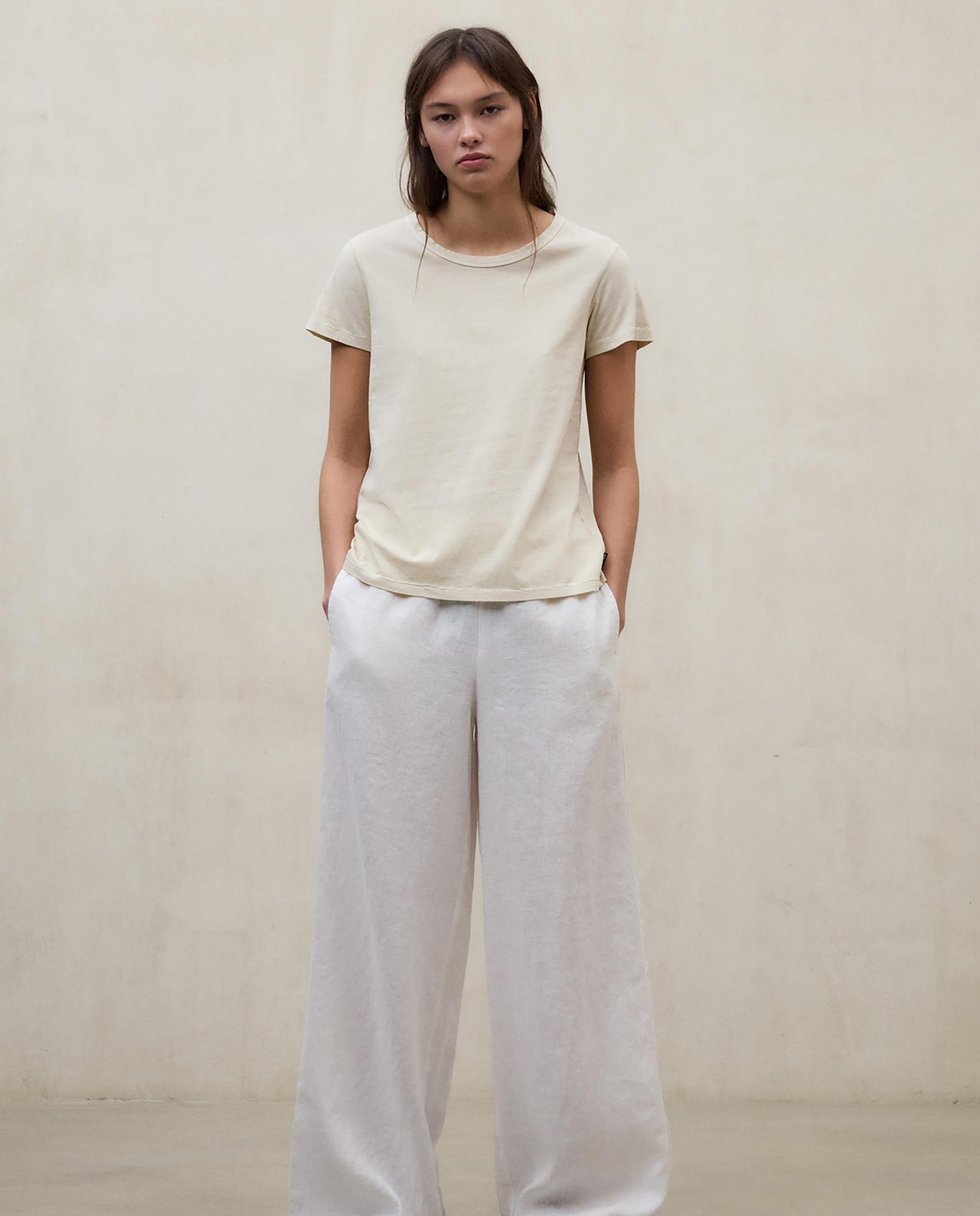 Imagen 0 de Camiseta de mujer con corte regular y cuello redondo Blanco
