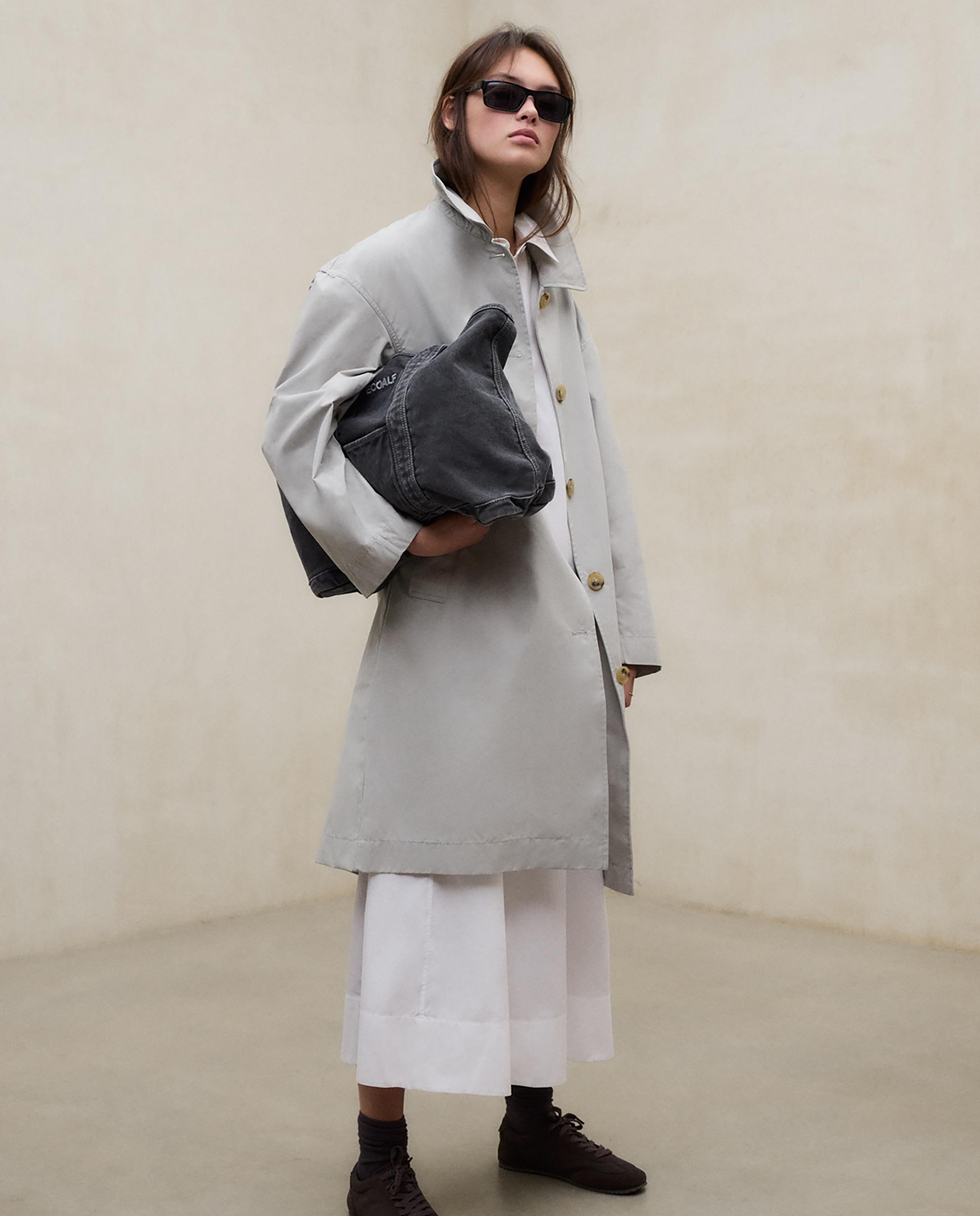 Ecoalf - Gabardina de mujer con fit relajado y hombros caídos.