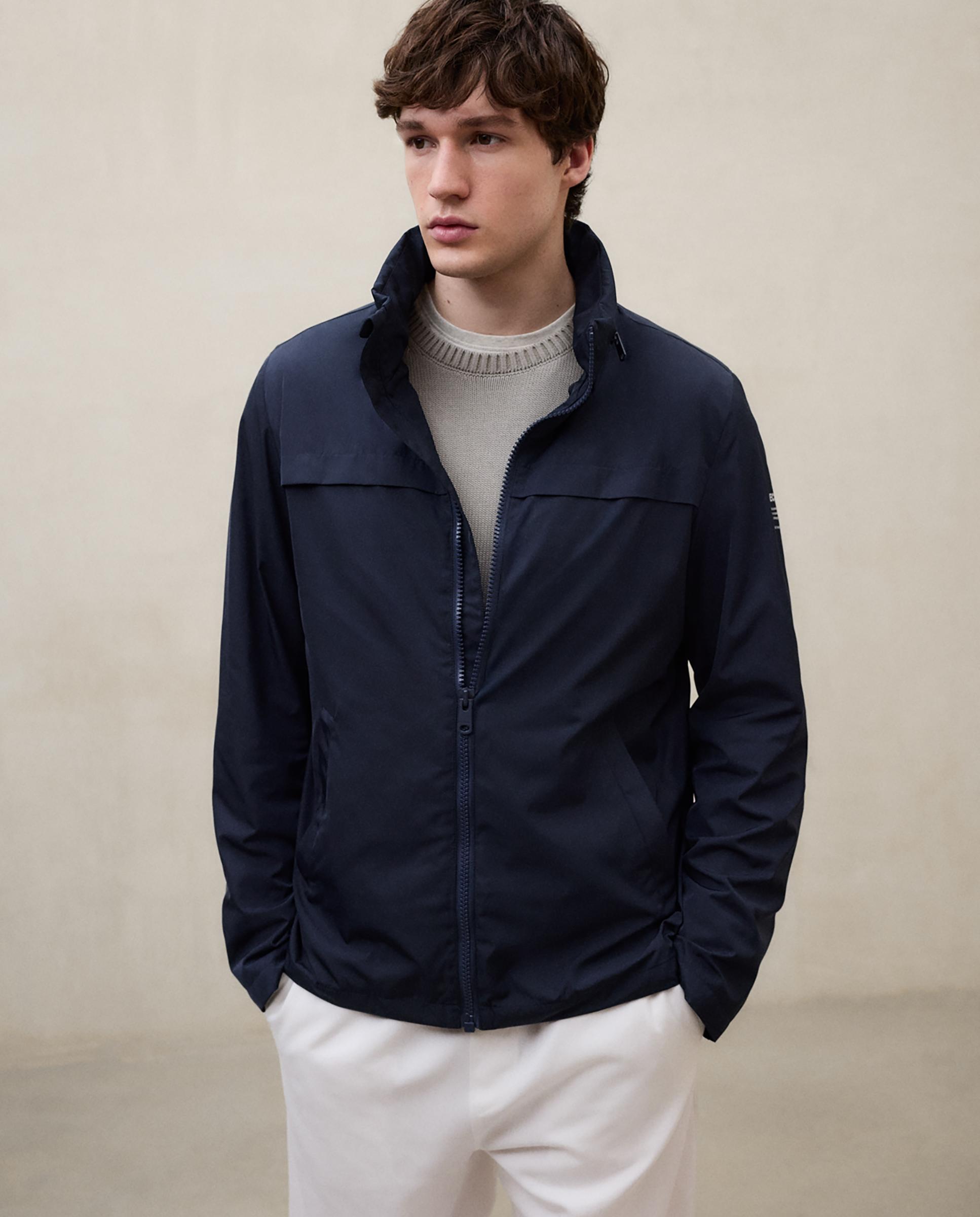 Chaqueta de hombre con capucha plegada y cierre cremallera - Ecoalf - Azul marino Azul marino-5