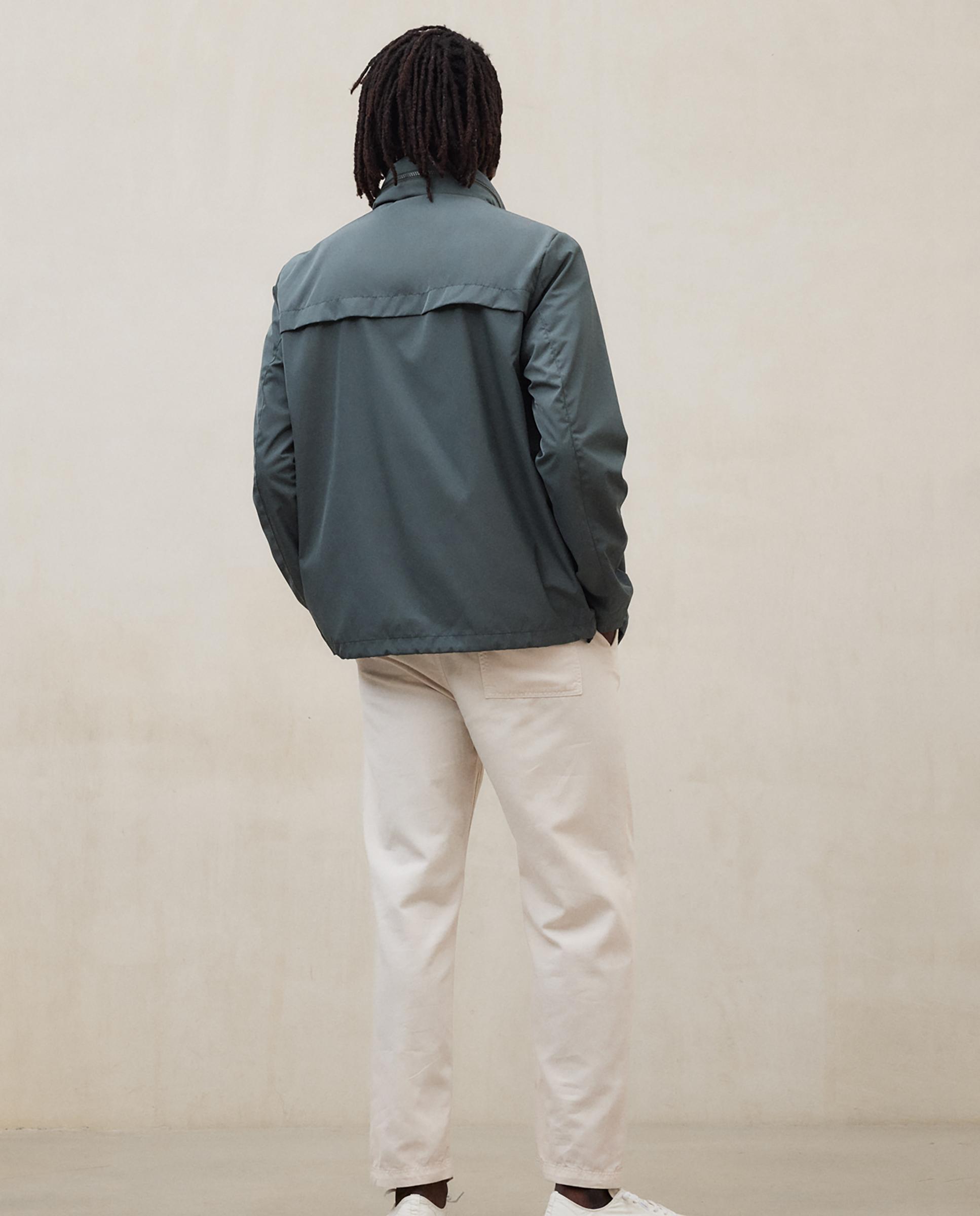 Chaqueta de hombre con capucha plegada y cierre cremallera - Ecoalf - Verde Verde-2