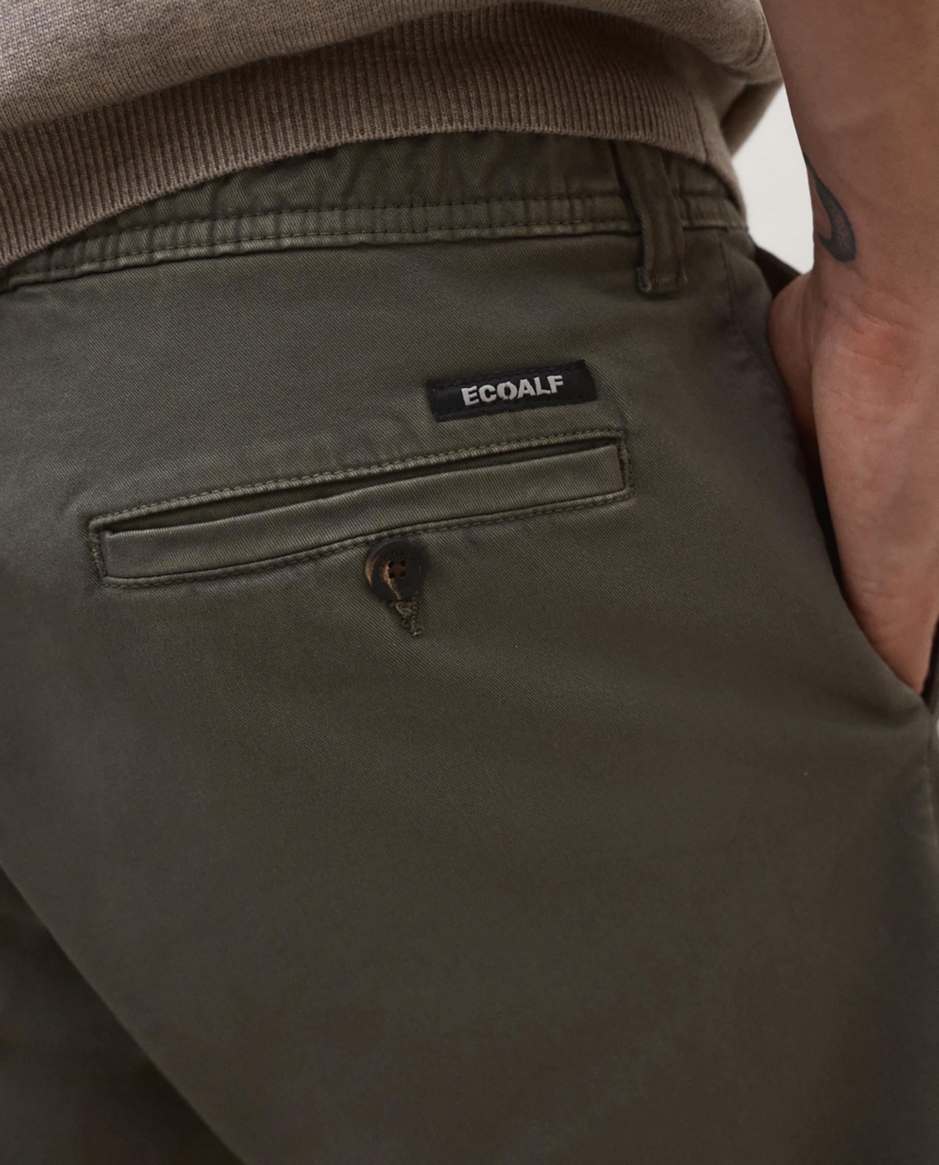 Chino de hombre ethiwin de corte regular - Ecoalf - Verde Verde-5
