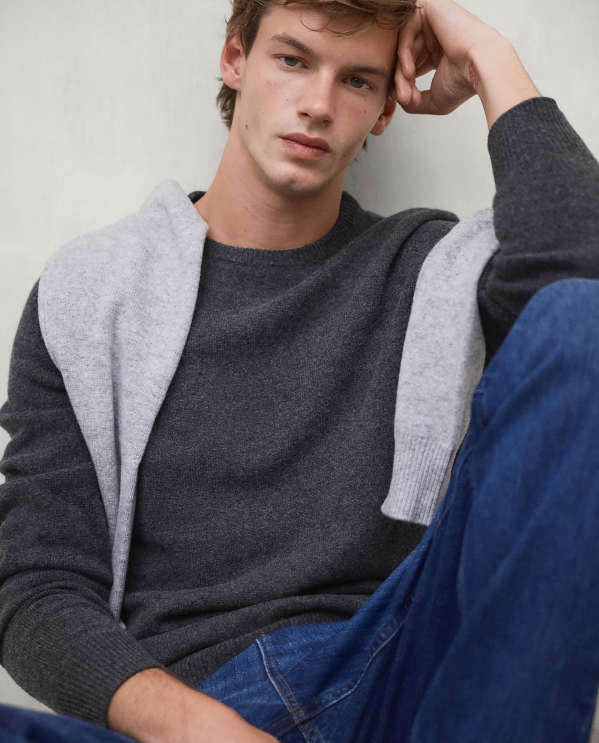 Imagen 4 de Jersey de hombre laguna con cuello alto de corte regular - Ecoalf - Gris oscuro Gris oscuro