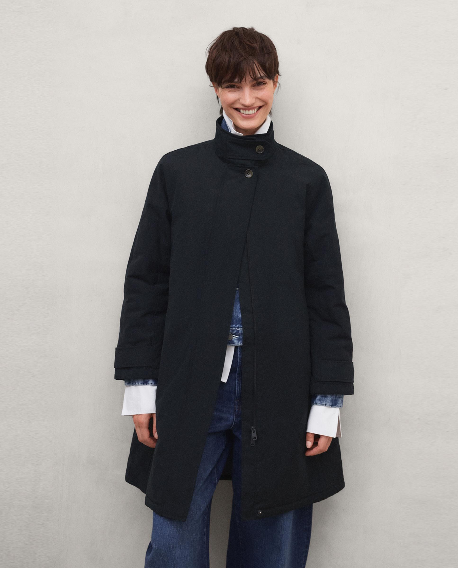 Gabardina de mujer repelente al agua con cuello alto nebu - Ecoalf - Azul marino Azul marino-2