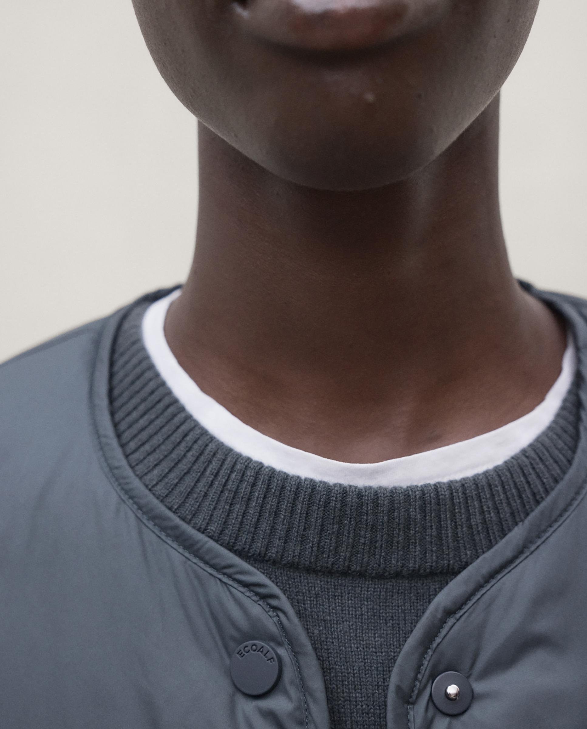 Imagen 5 de Jersey de mujer, con cuello redondo. - Ecoalf - Gris cuarzo metalizado Gris cuarzo metalizado