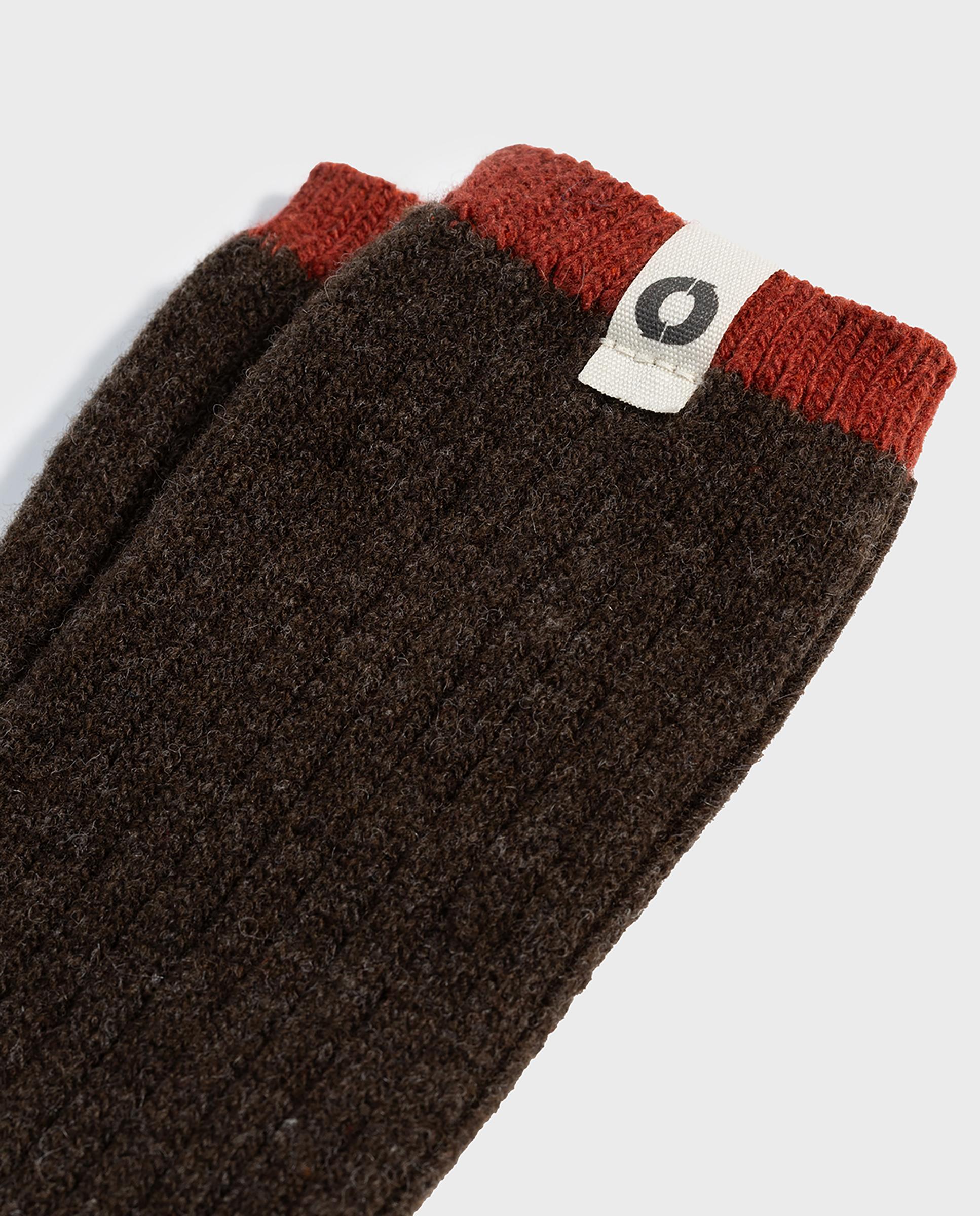 Imagen 2 de Calcetines altos de hombre contraste con diseño cálido y suave - Ecoalf - Marrón Marrón