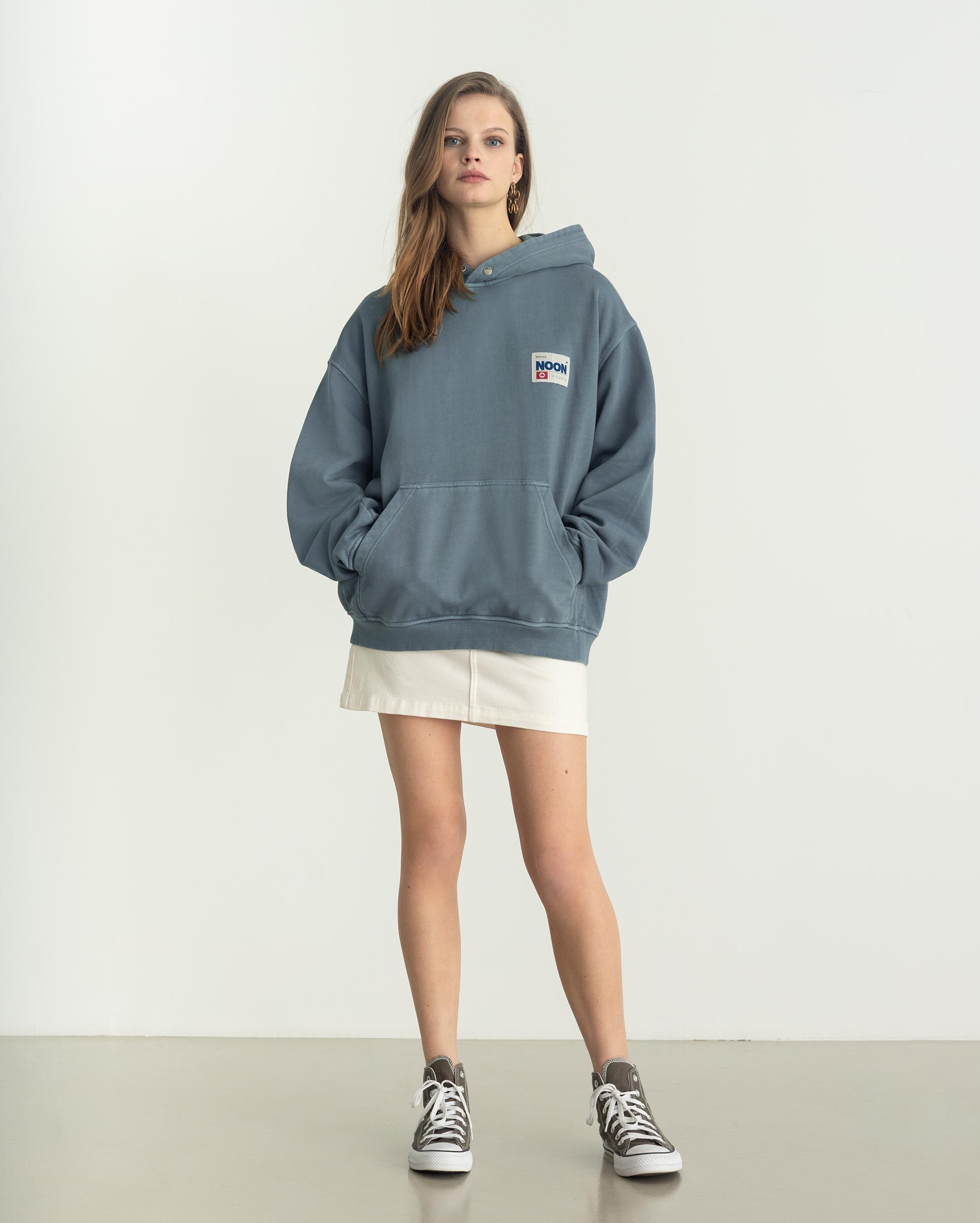 Sudadera de mujer con capucha y estampado trasero - Noon - Azul Azul-3