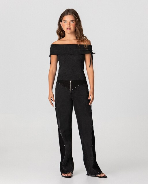 Imagen 0 de Vaqueros de mujer de talle medio con tachuelas