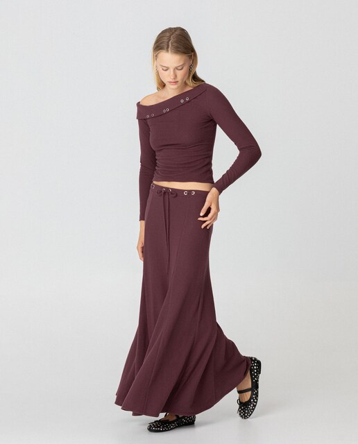 Imagen 0 de Falda larga de vuelo con ojales