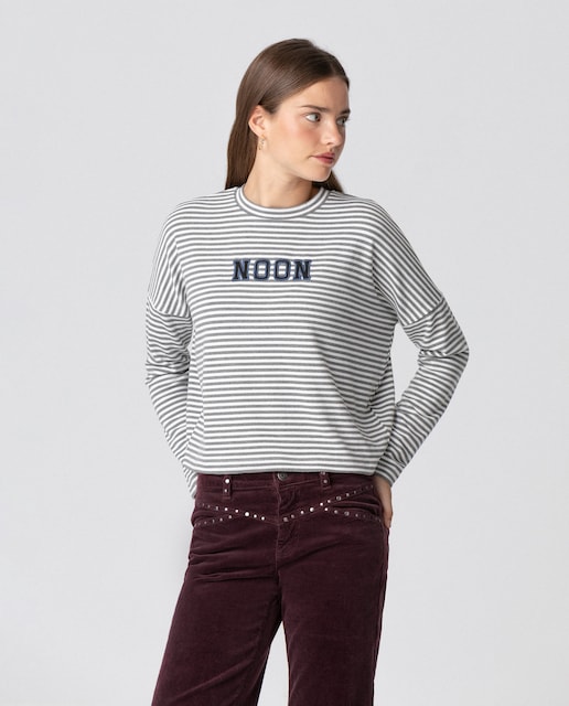 Imagen 0 de Camiseta de mujer de manga larga con rayas