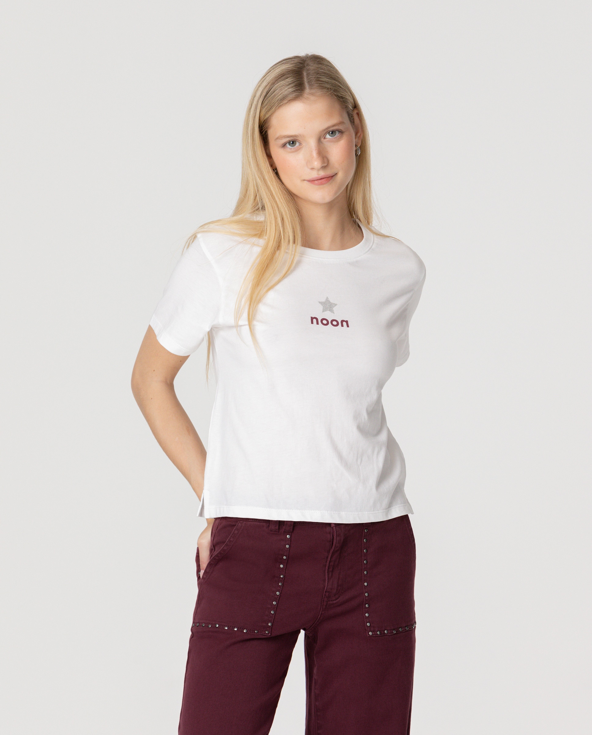 Noon - Camiseta de mujer basica con logo.