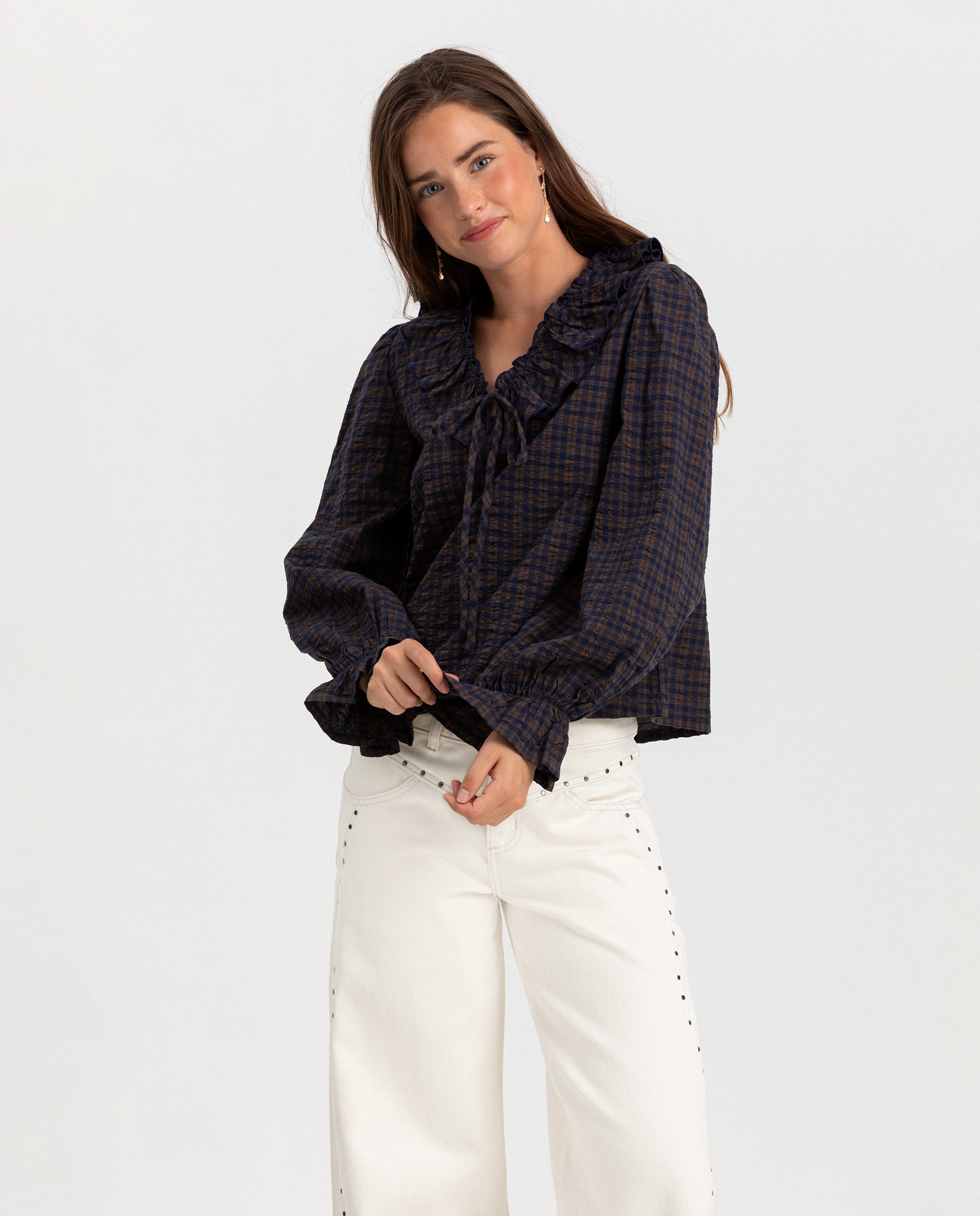 Imagen 0 de Blusa de mujer cuadros volantes Azul oscuro