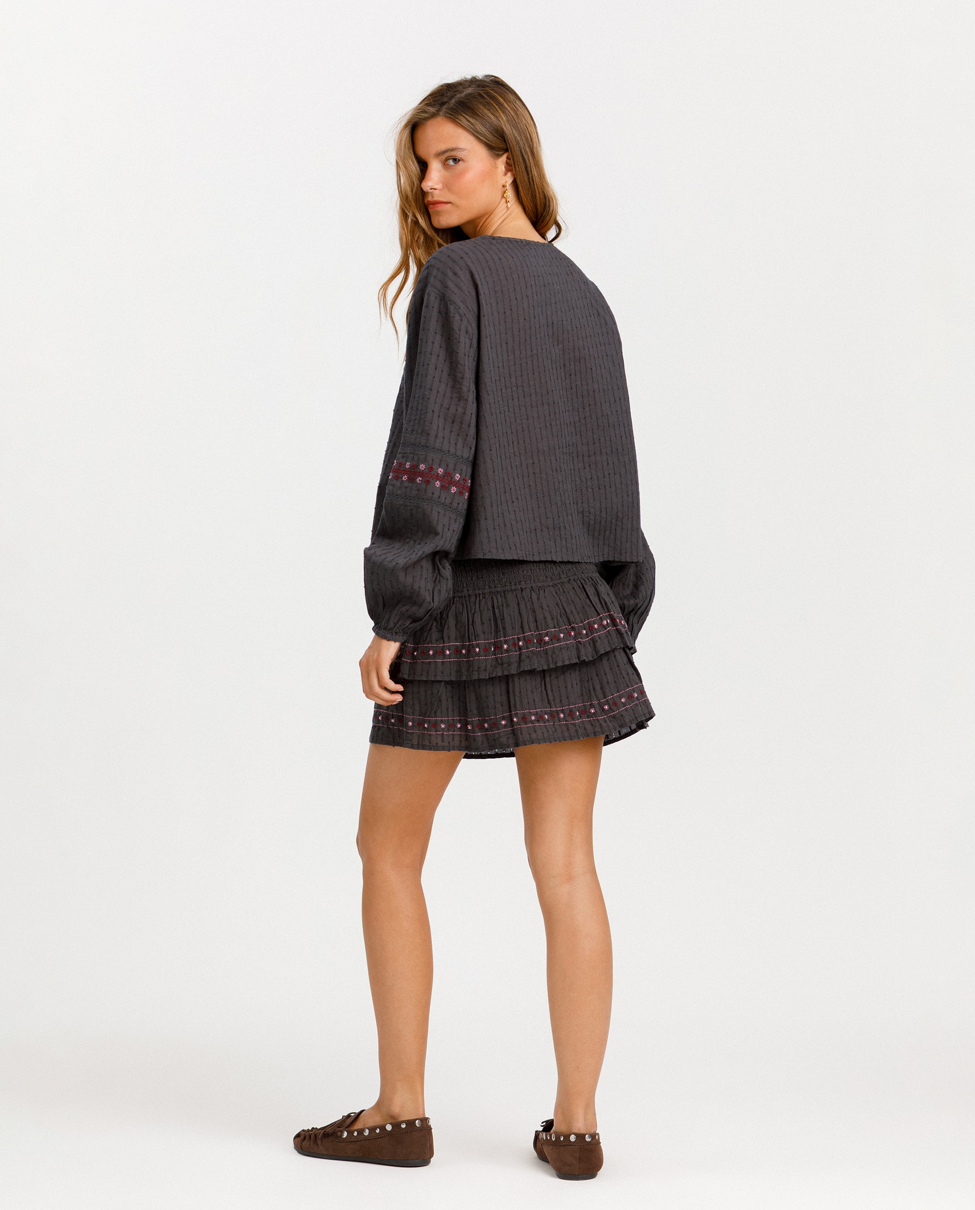Falda corta volantes bordados - Noon - Antracita / Gris Antracita / Gris-2