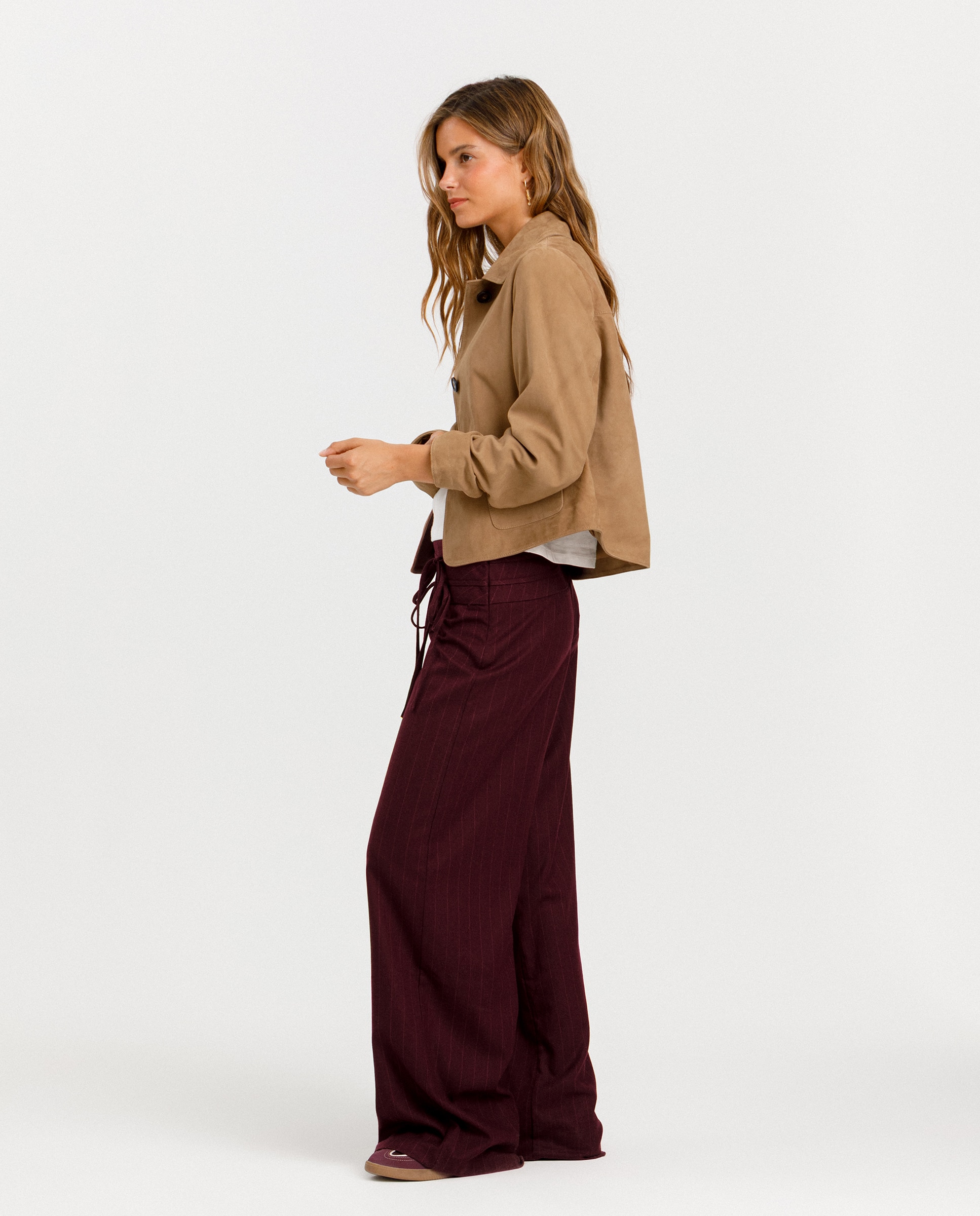Imagen 4 de Chaqueta corta de mujer de ante con bolsillos - Noon - Beige Beige