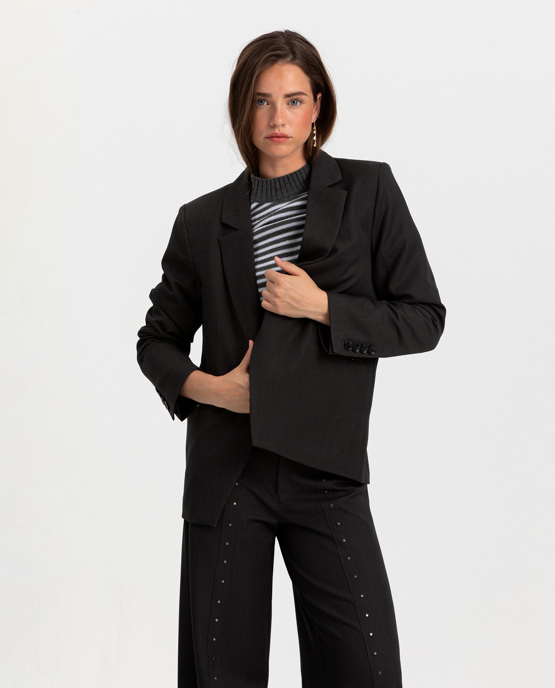 Blazer de mujer con detalle tachuelas en el bolsillo - Noon - Antracita / Gris Antracita / Gris-4