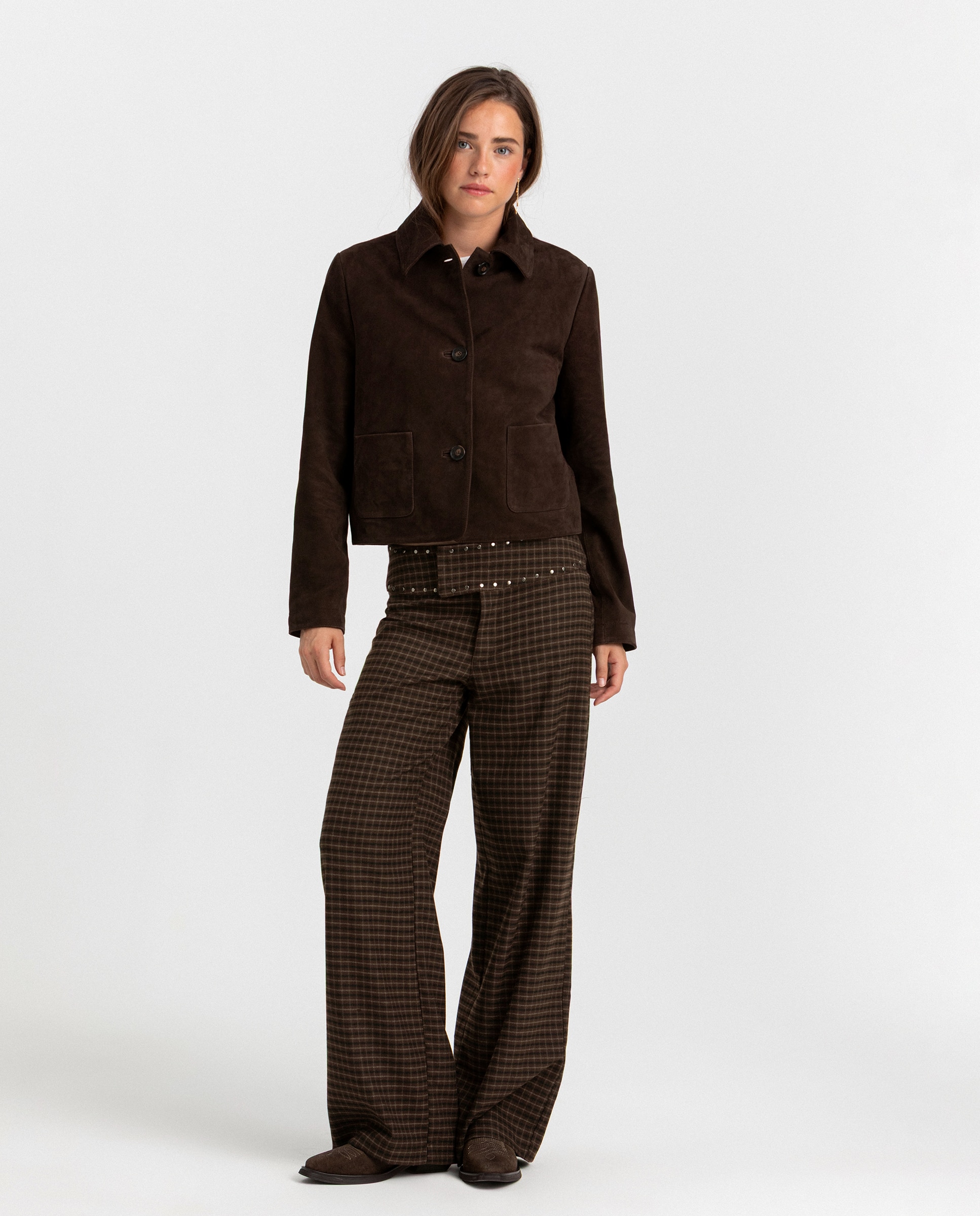 Imagen 0 de Pantalón ancho de mujer de cuadros Marrón