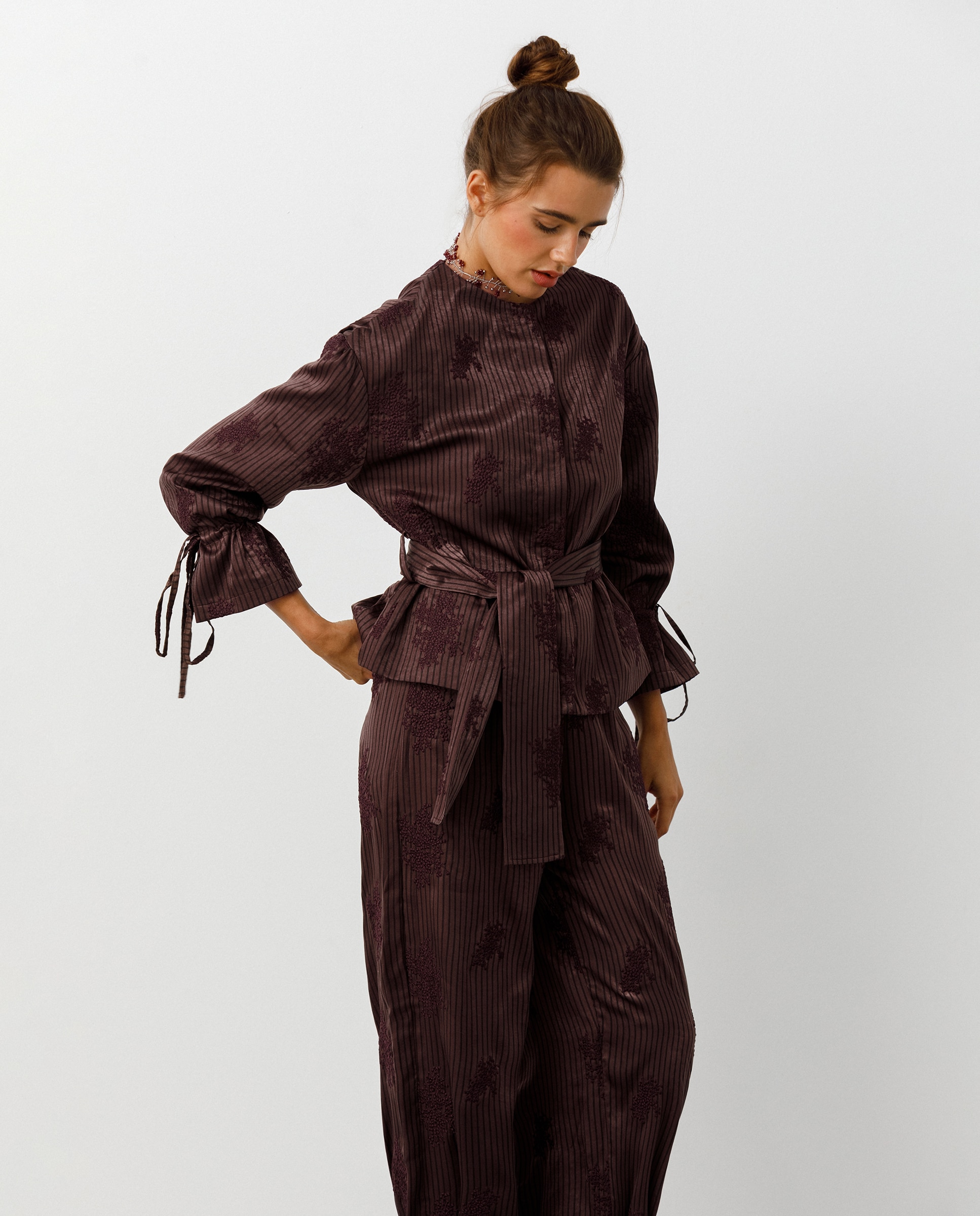 Chaqueta de mujer con cinturon tipo lazada - Noon - Burdeos Burdeos-1