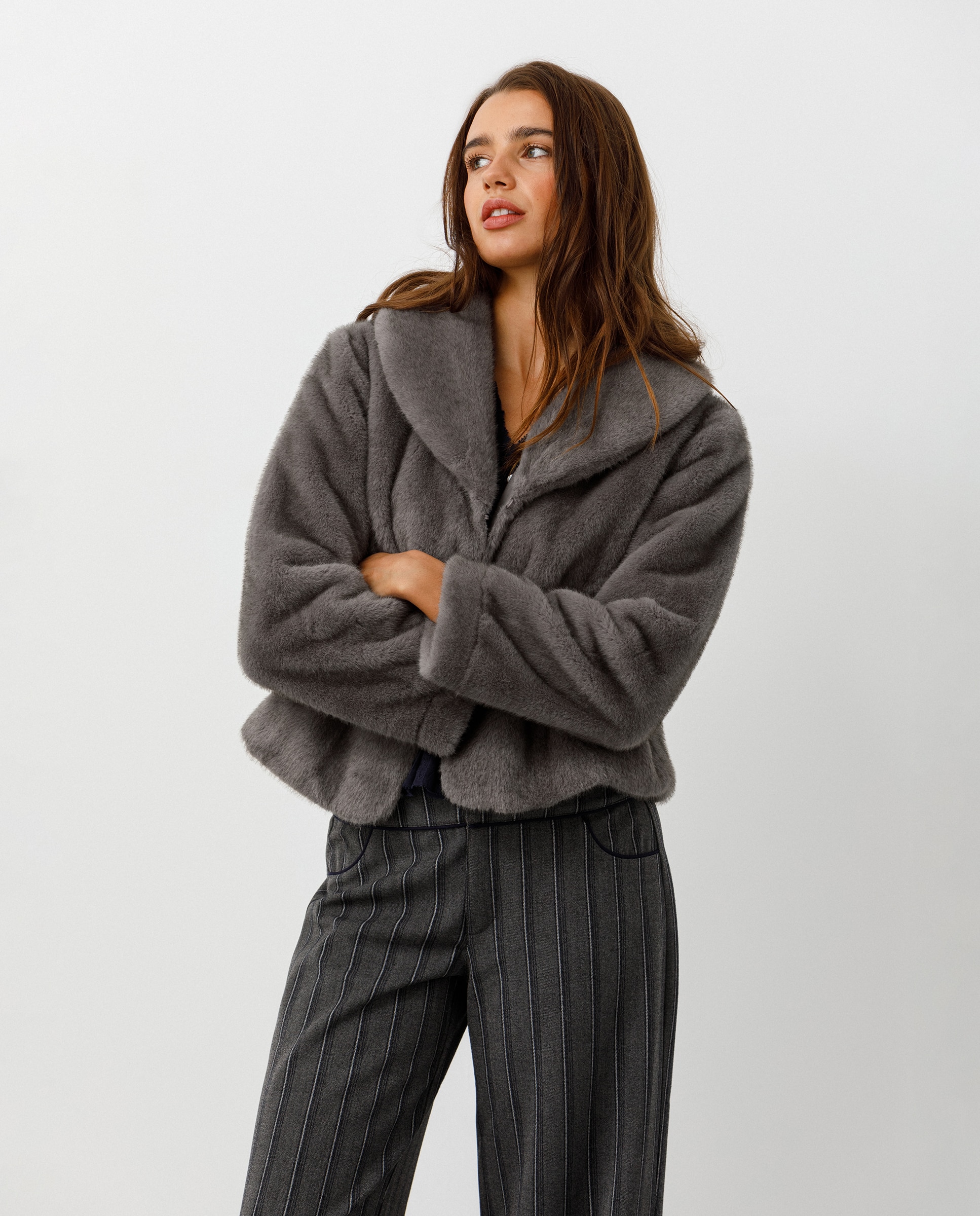 Imagen 1 de Chaqueta pelo de mujer bolsillos frontales Gris