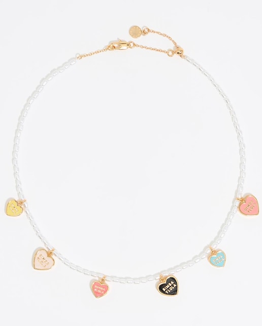 Imagen 0 de Collar de perlas y corazones con logo