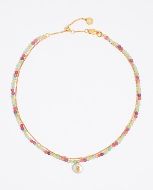 Imagen 0 de Collar piedras multicolor y perla letra S